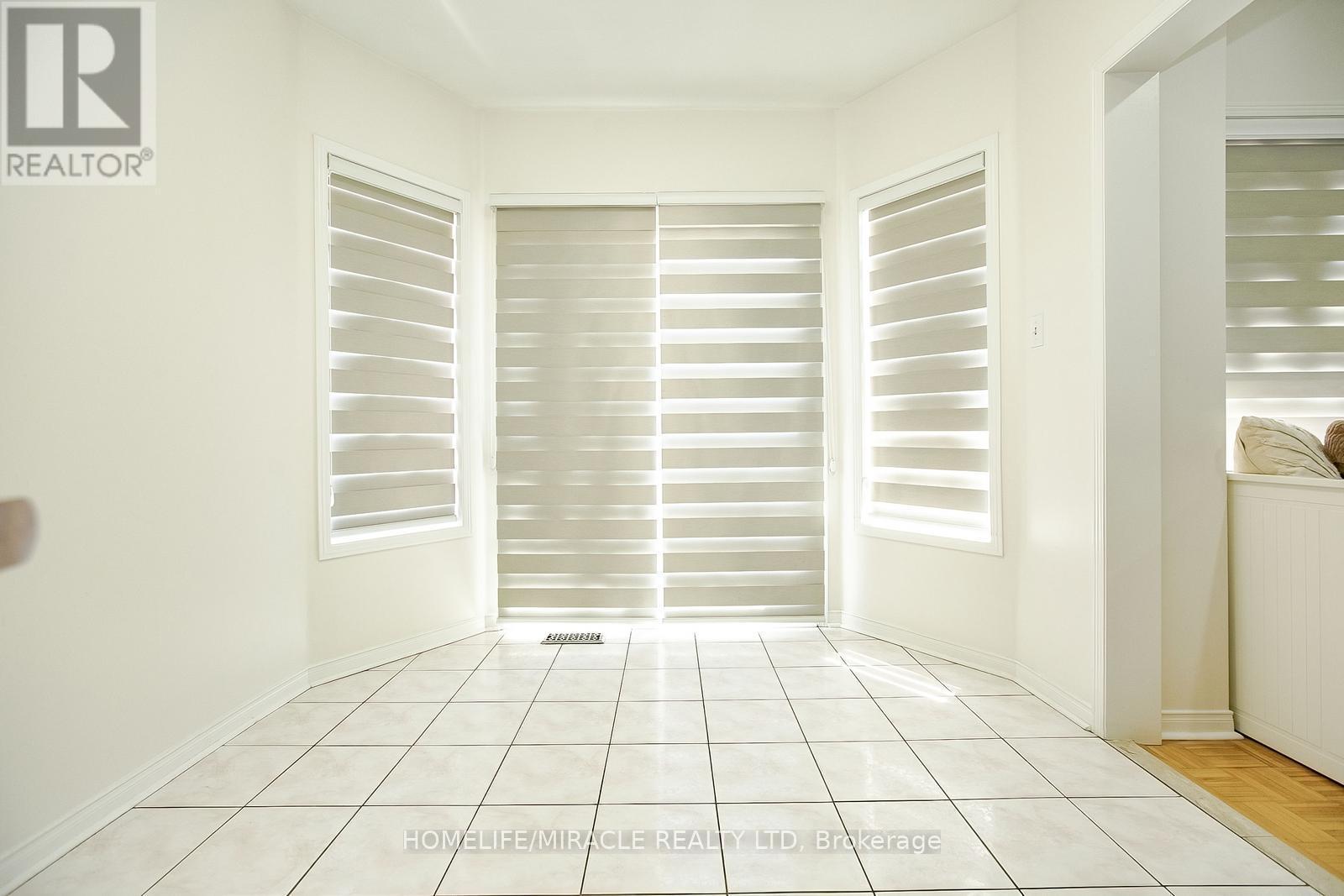 20 Culture Crescent, Brampton, ON - Indoor Photo Showing Other Room