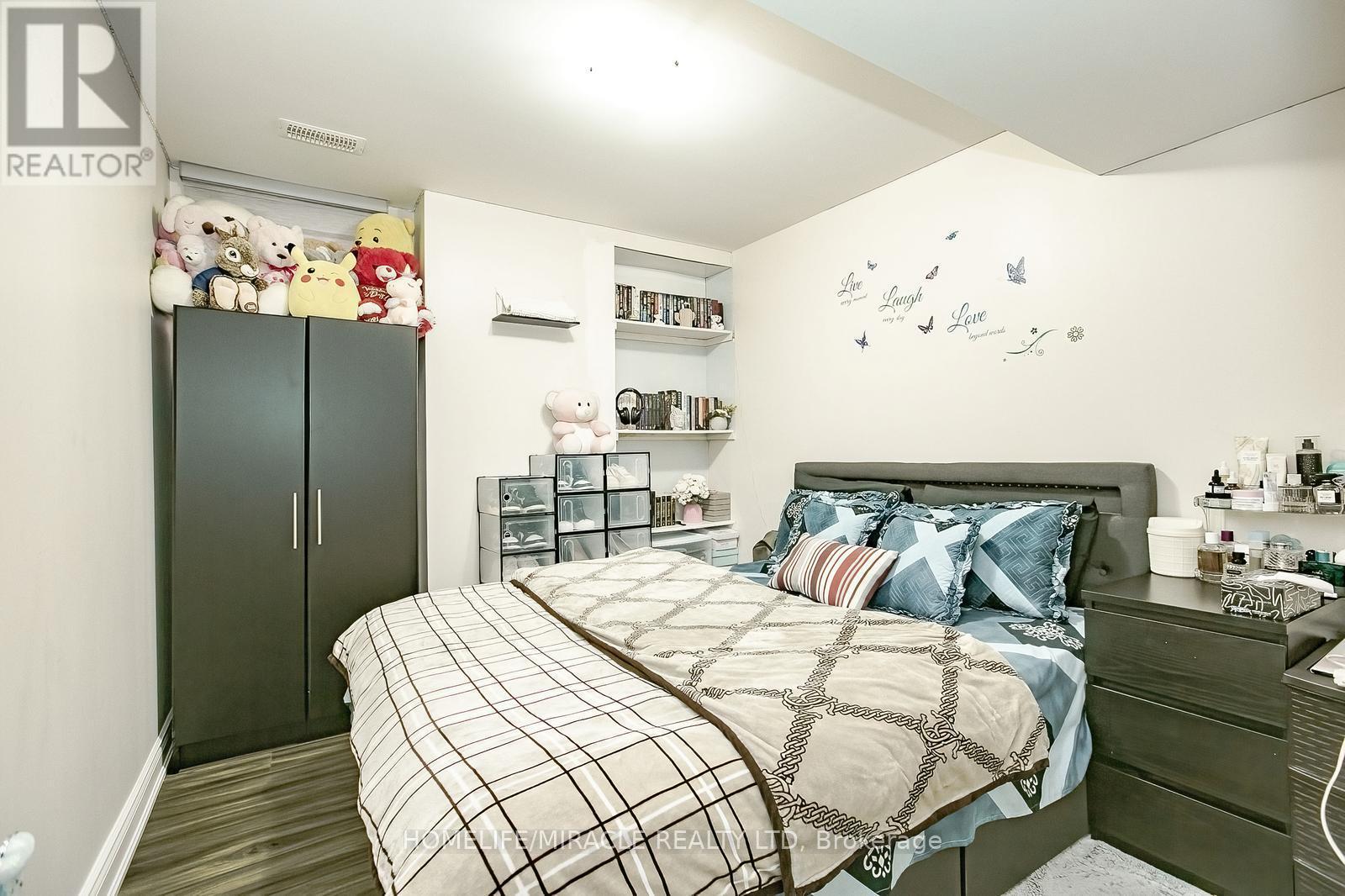 20 Culture Crescent, Brampton, ON - Indoor Photo Showing Bedroom