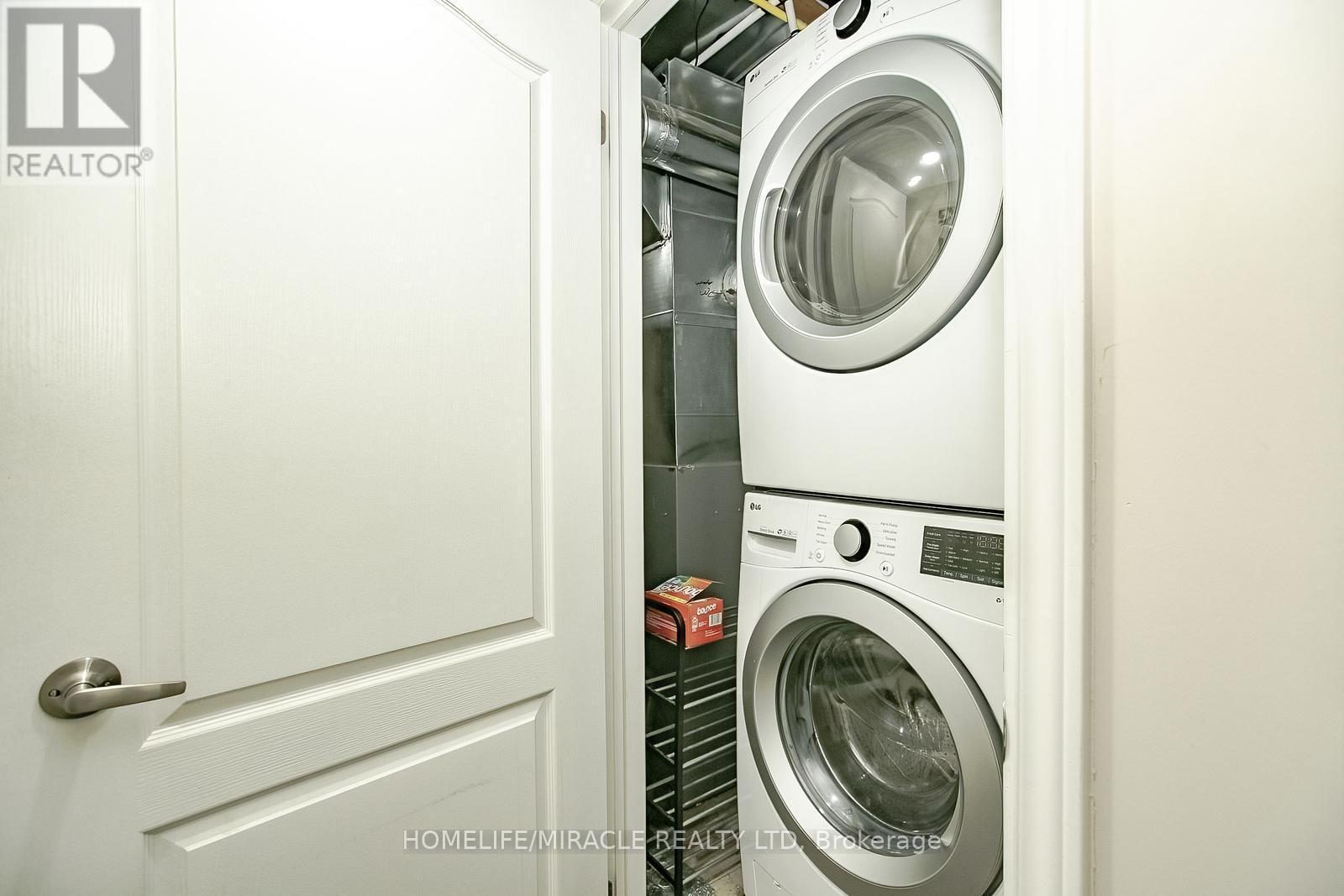 20 Culture Crescent, Brampton, ON - Indoor Photo Showing Laundry Room