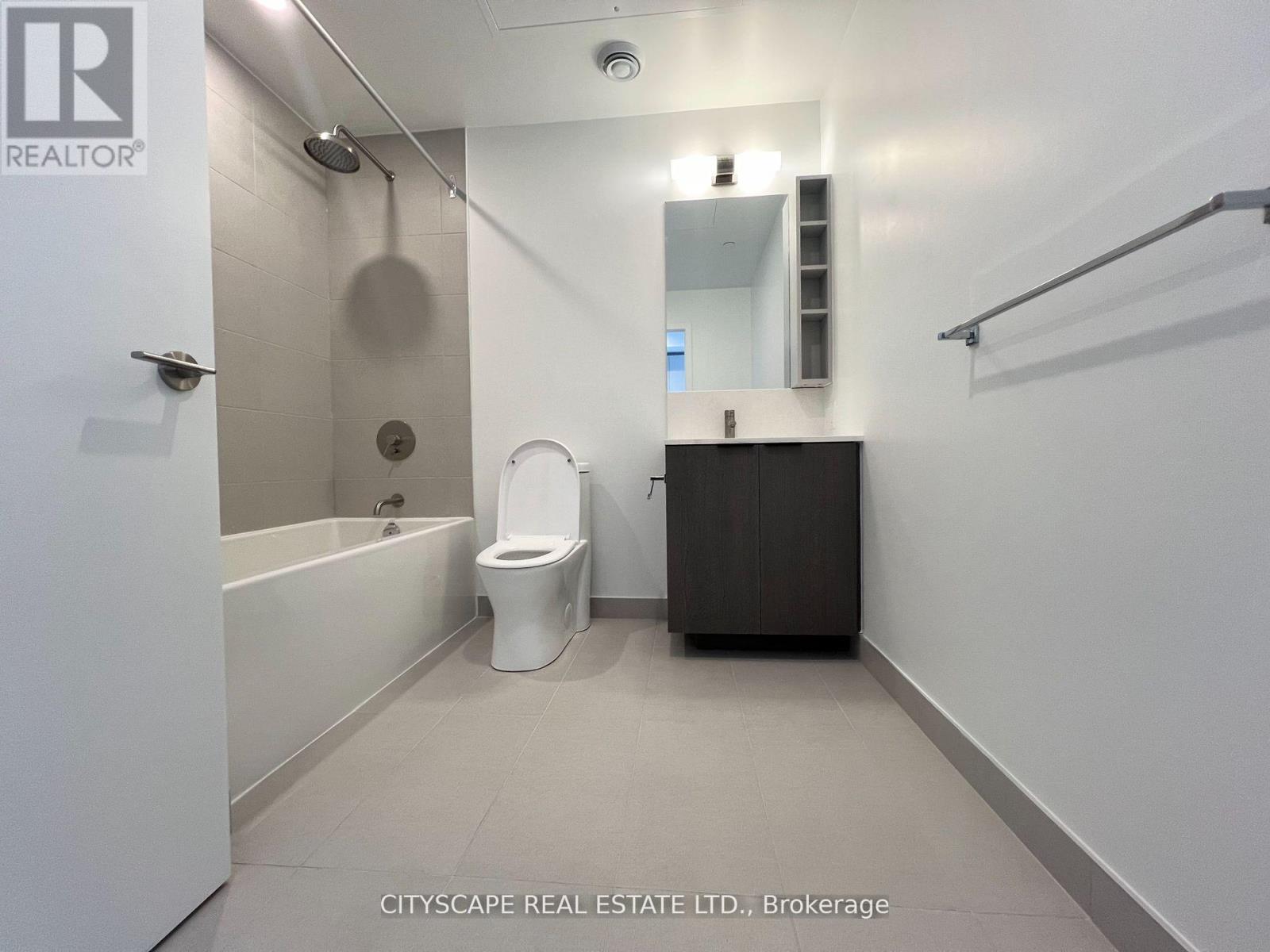 3901 - 55 Mercer Street, Toronto, ON - Indoor Photo Showing Bathroom