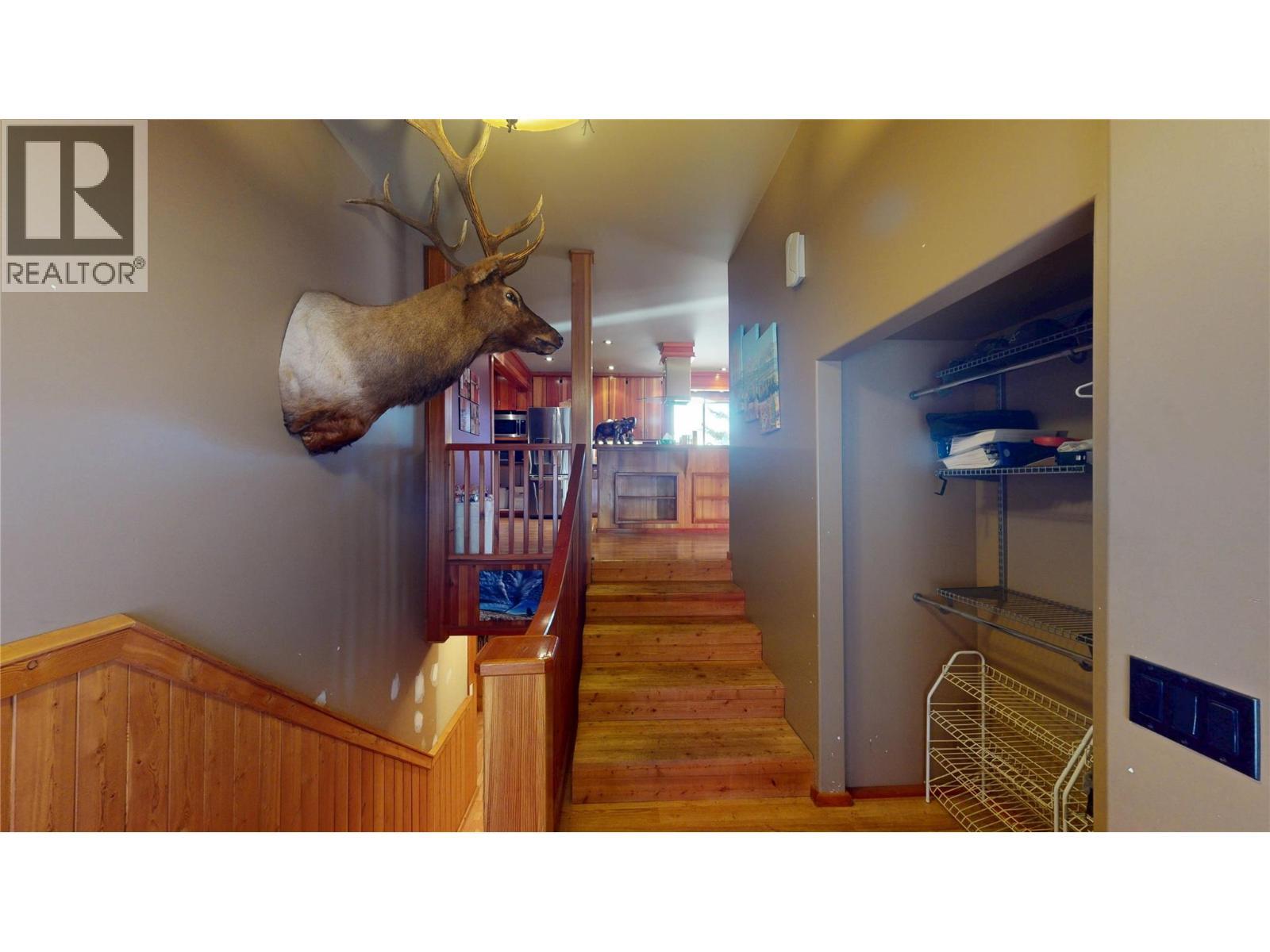 6228 Tamarack Road, Wasa, BC - Indoor Photo Showing Other Room