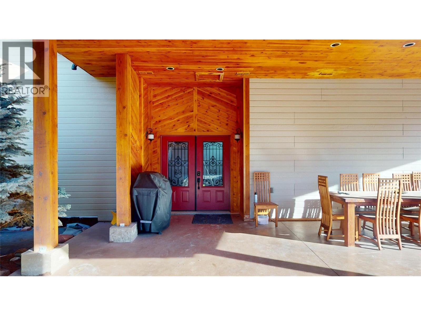 6228 Tamarack Road, Wasa, BC - Outdoor With Exterior