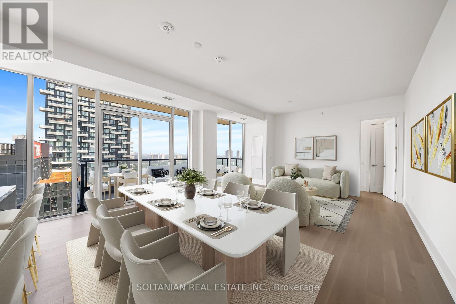 Luxury Open Concept Living & Dining Room - 3204 - 10 Inn On The Park Drive, Toronto, ON - Indoor