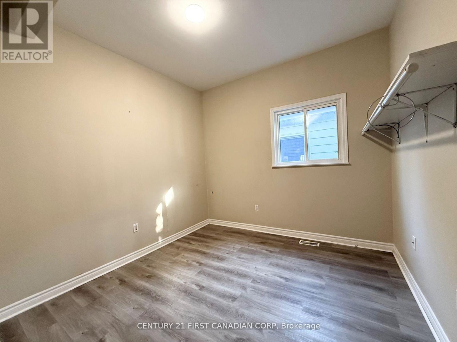 528 Pall Mall St Street, London East (East F), ON - Indoor Photo Showing Other Room