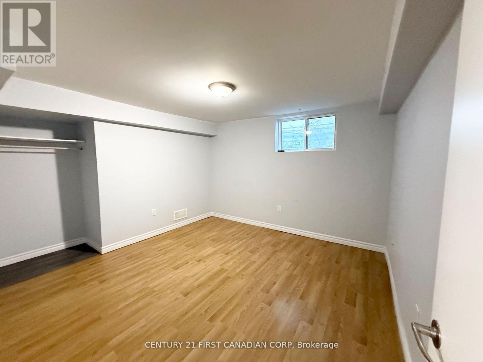 528 Pall Mall St Street, London East (East F), ON - Indoor Photo Showing Other Room