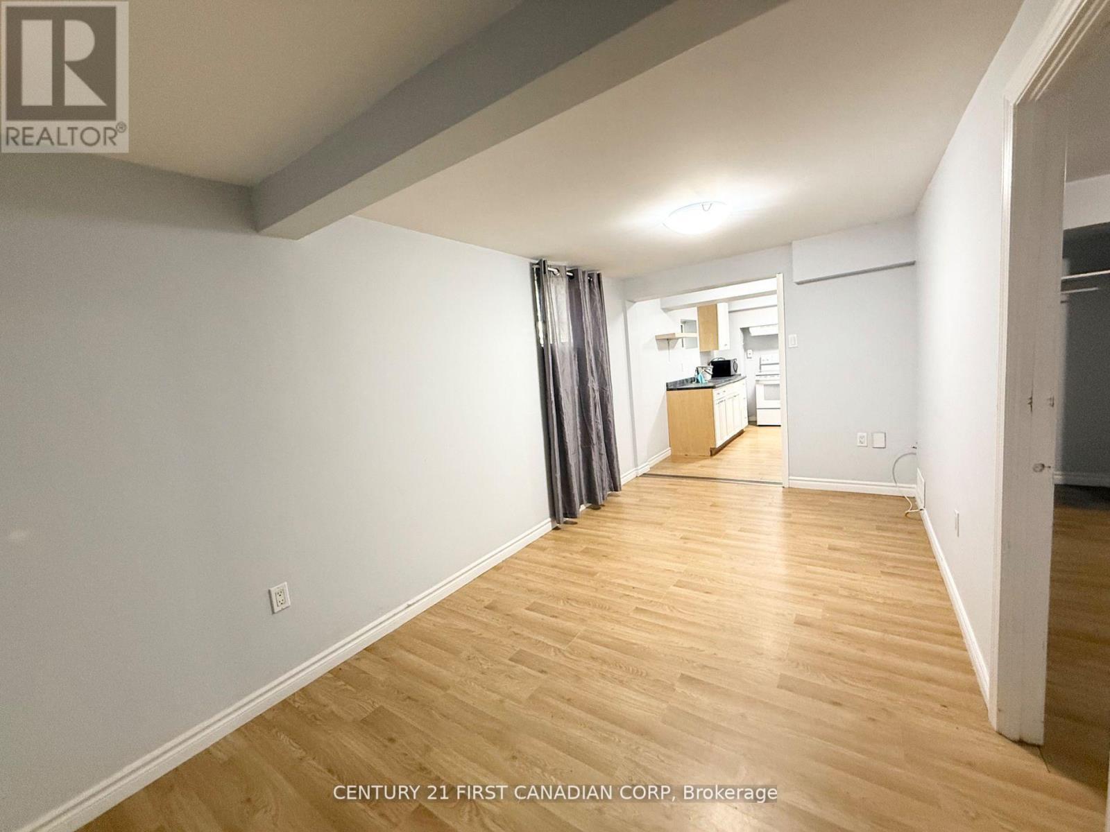 528 Pall Mall St Street, London East (East F), ON - Indoor Photo Showing Other Room