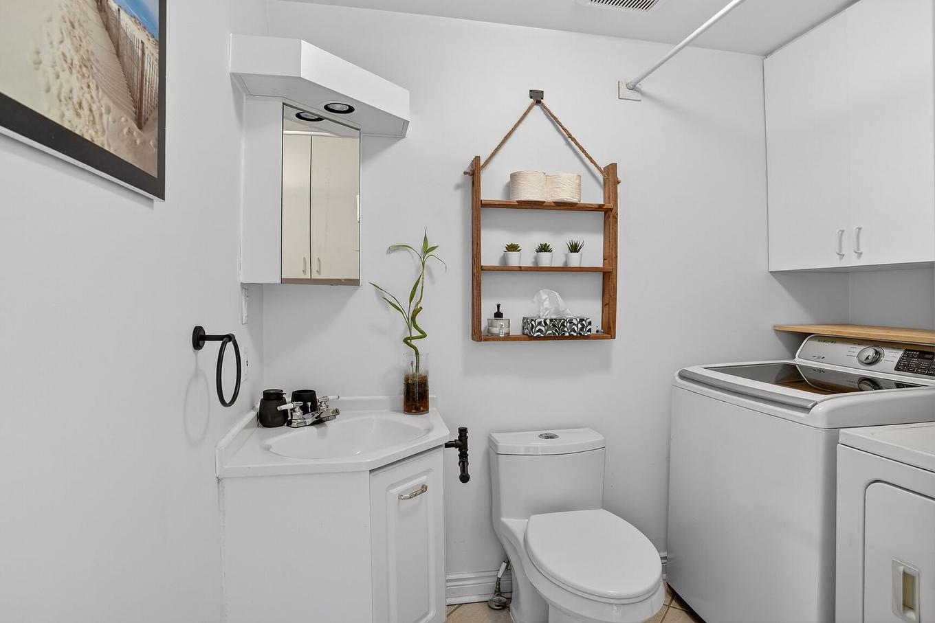 Salle d'eau - 1591 Rue Charlebois, Prévost, QC - Indoor