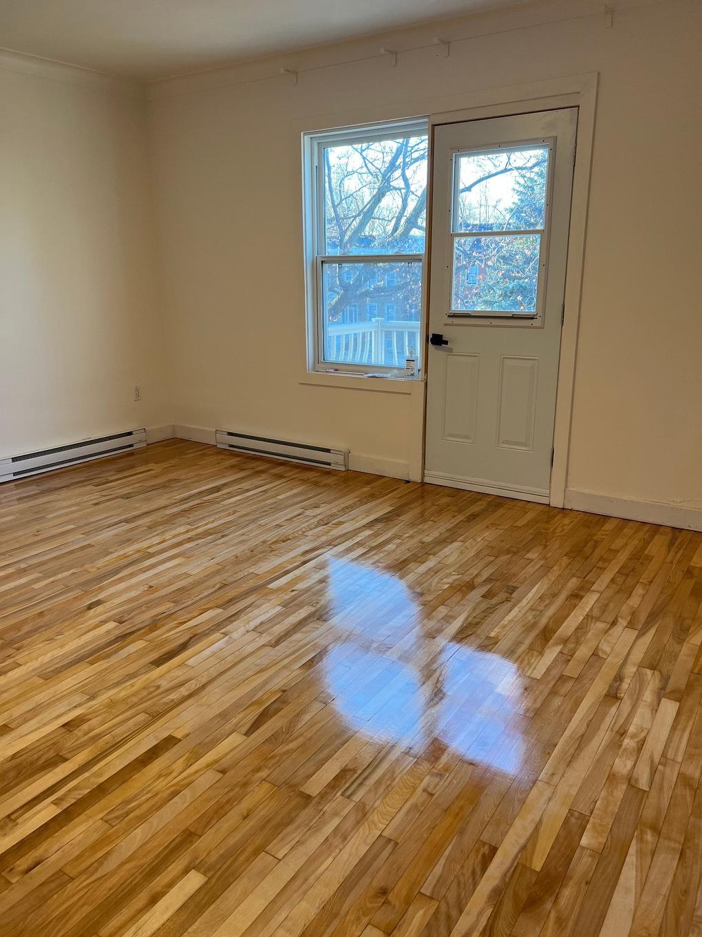 Living room - 4246-4242 - 4248 Boul. Gouin O., Montréal (Ahuntsic-Cartierville), QC - Indoor Photo Showing Other Room