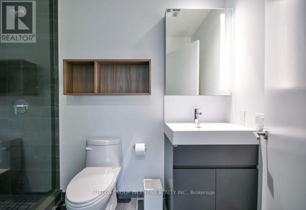 802 - 39 Mary Street, Barrie, ON - Indoor Photo Showing Bathroom