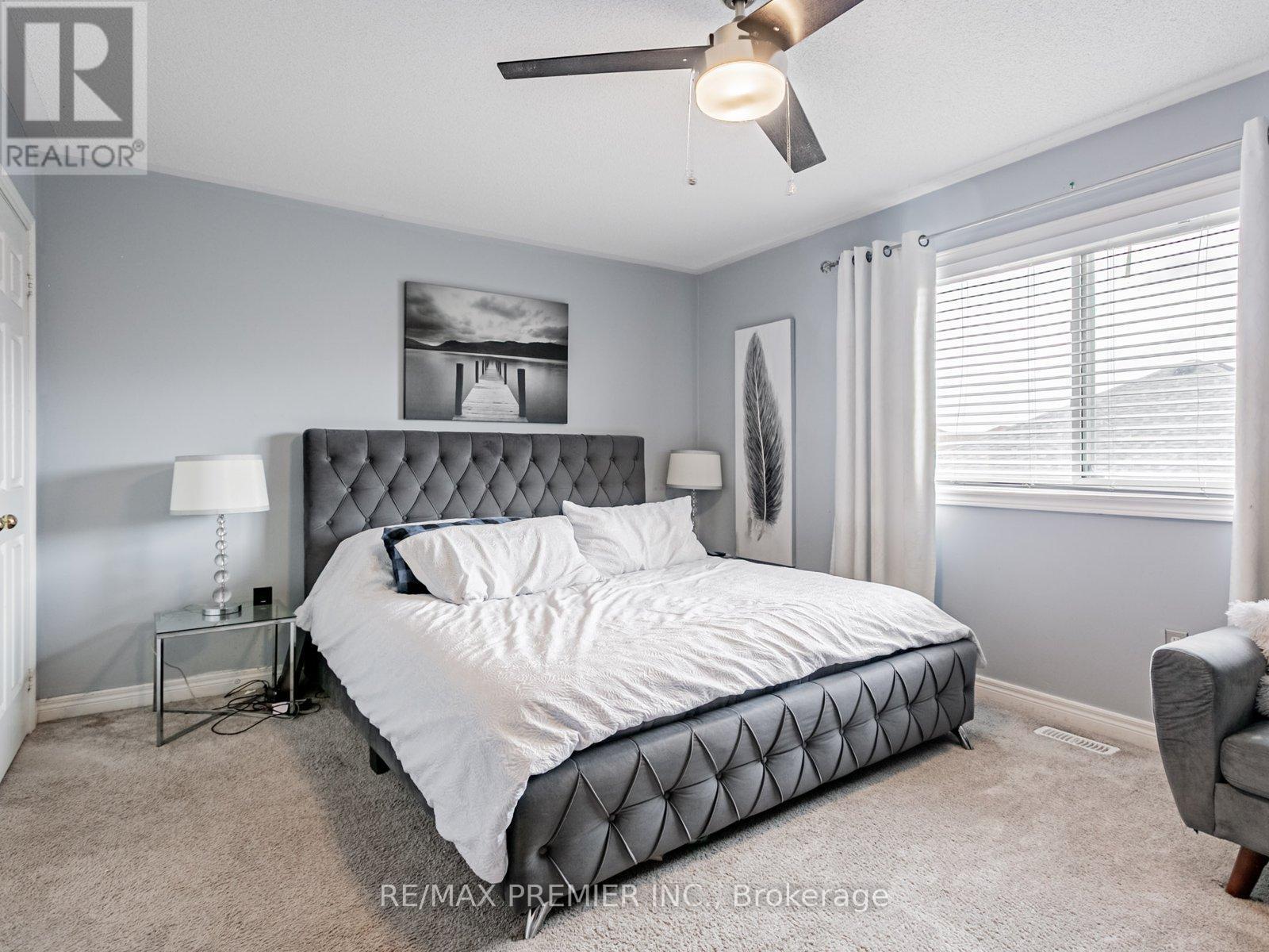11 Four Seasons Circle, Brampton, ON - Indoor Photo Showing Bedroom