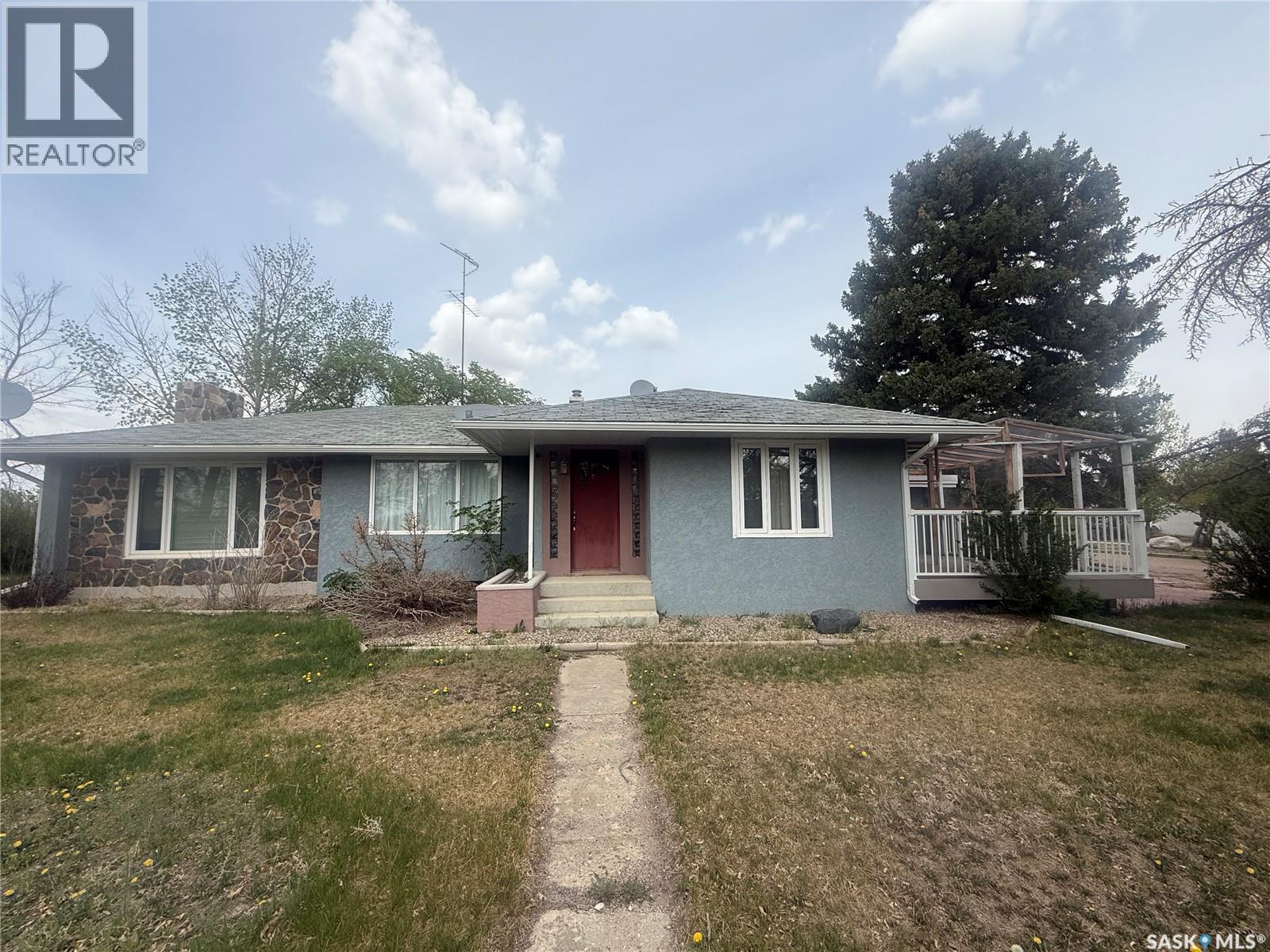 Wills Acreage, Frontier, SK - Outdoor