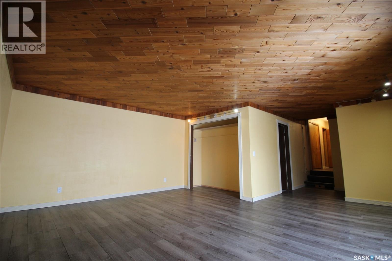 Wills Acreage, Frontier, SK - Indoor Photo Showing Other Room