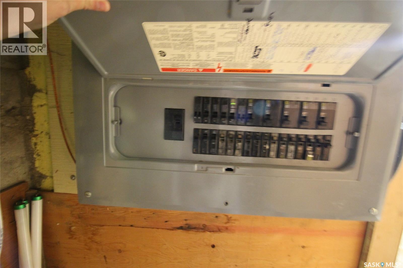 Wills Acreage, Frontier, SK - Indoor Photo Showing Other Room