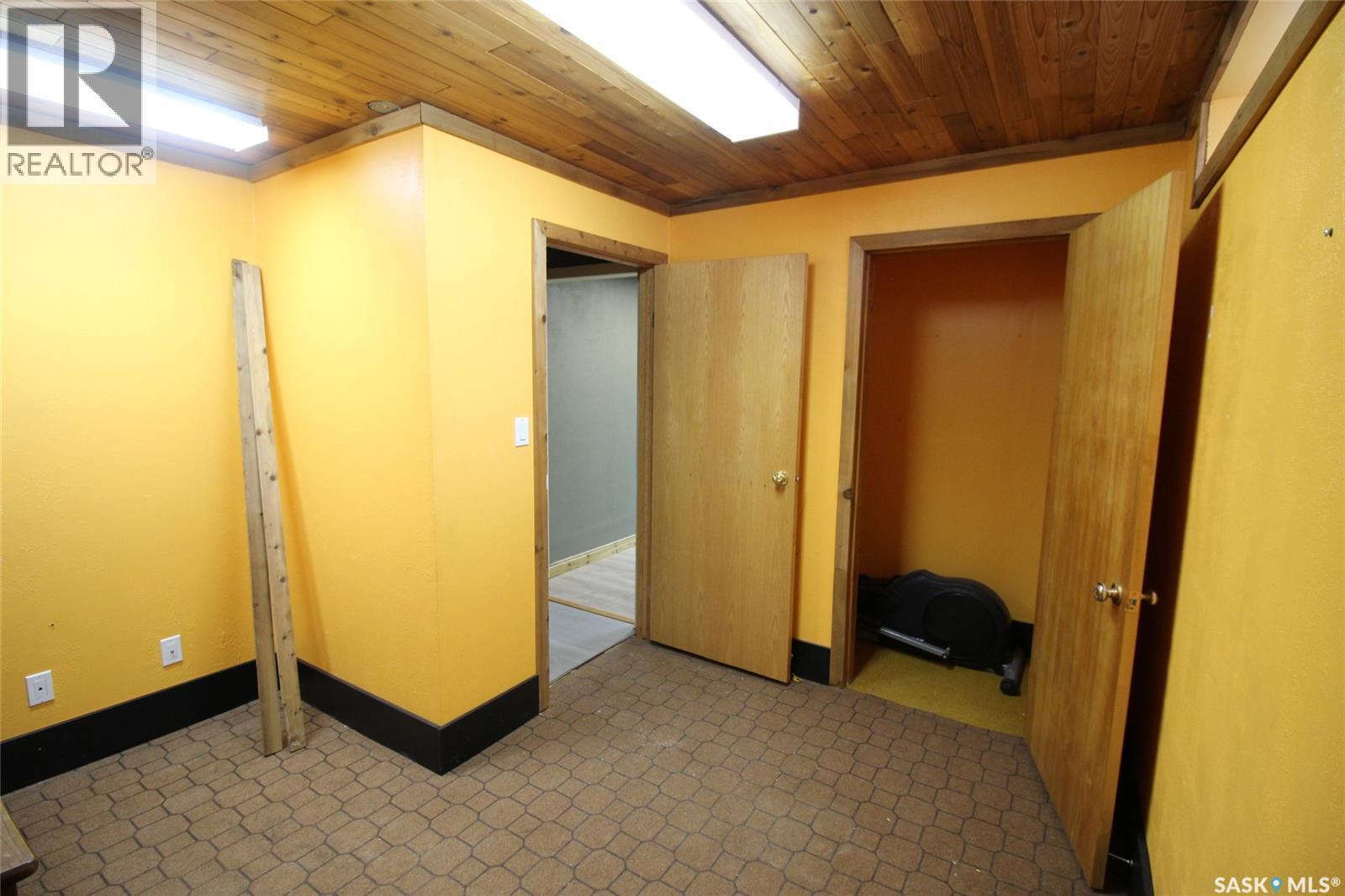 Wills Acreage, Frontier, SK - Indoor Photo Showing Other Room