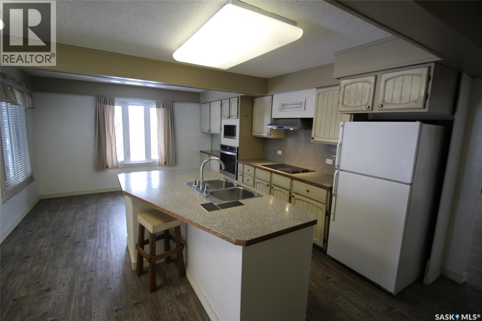 Wills Acreage, Frontier, SK - Indoor Photo Showing Kitchen With Double Sink