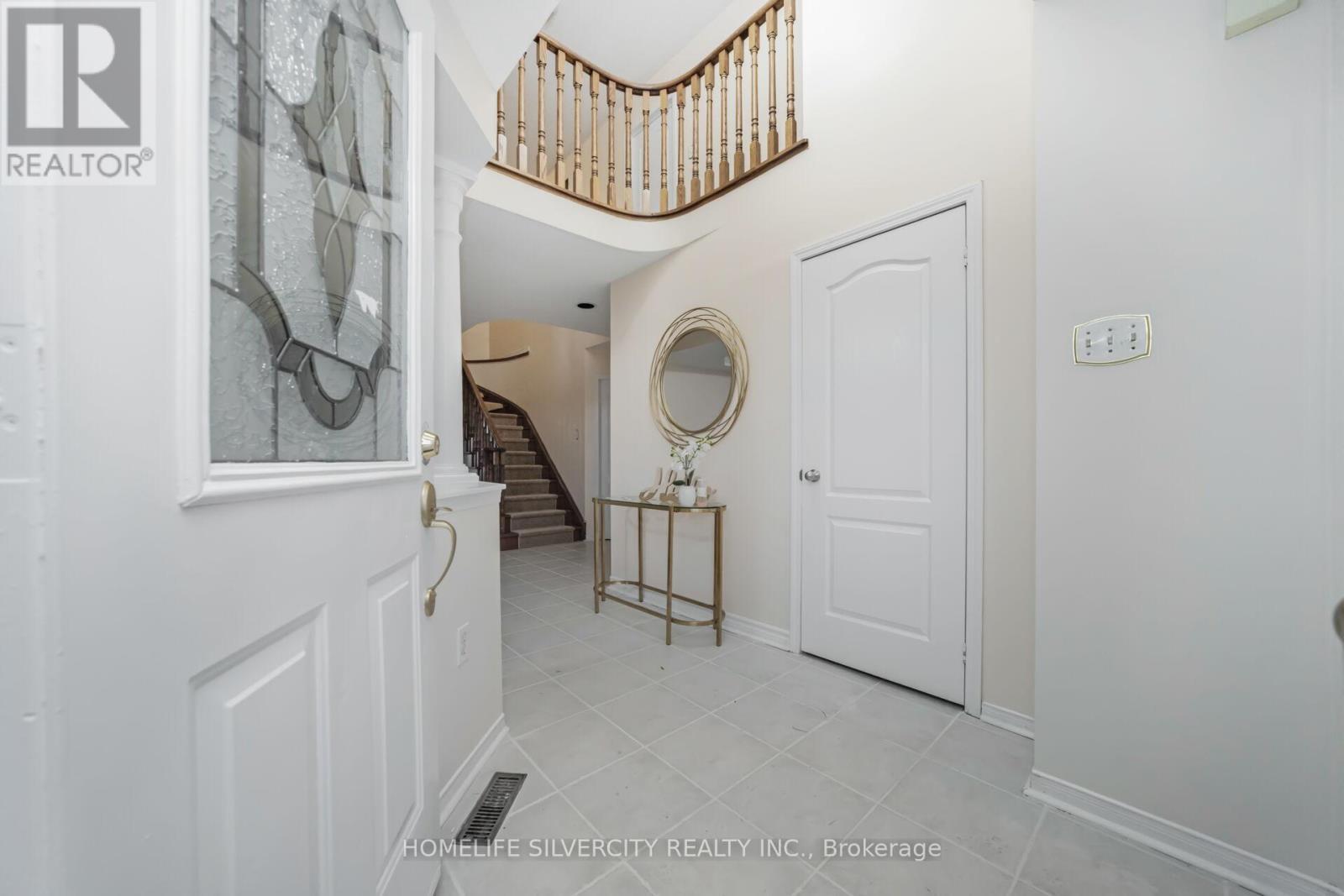 16 Coralreef Crescent, Brampton, ON - Indoor Photo Showing Other Room