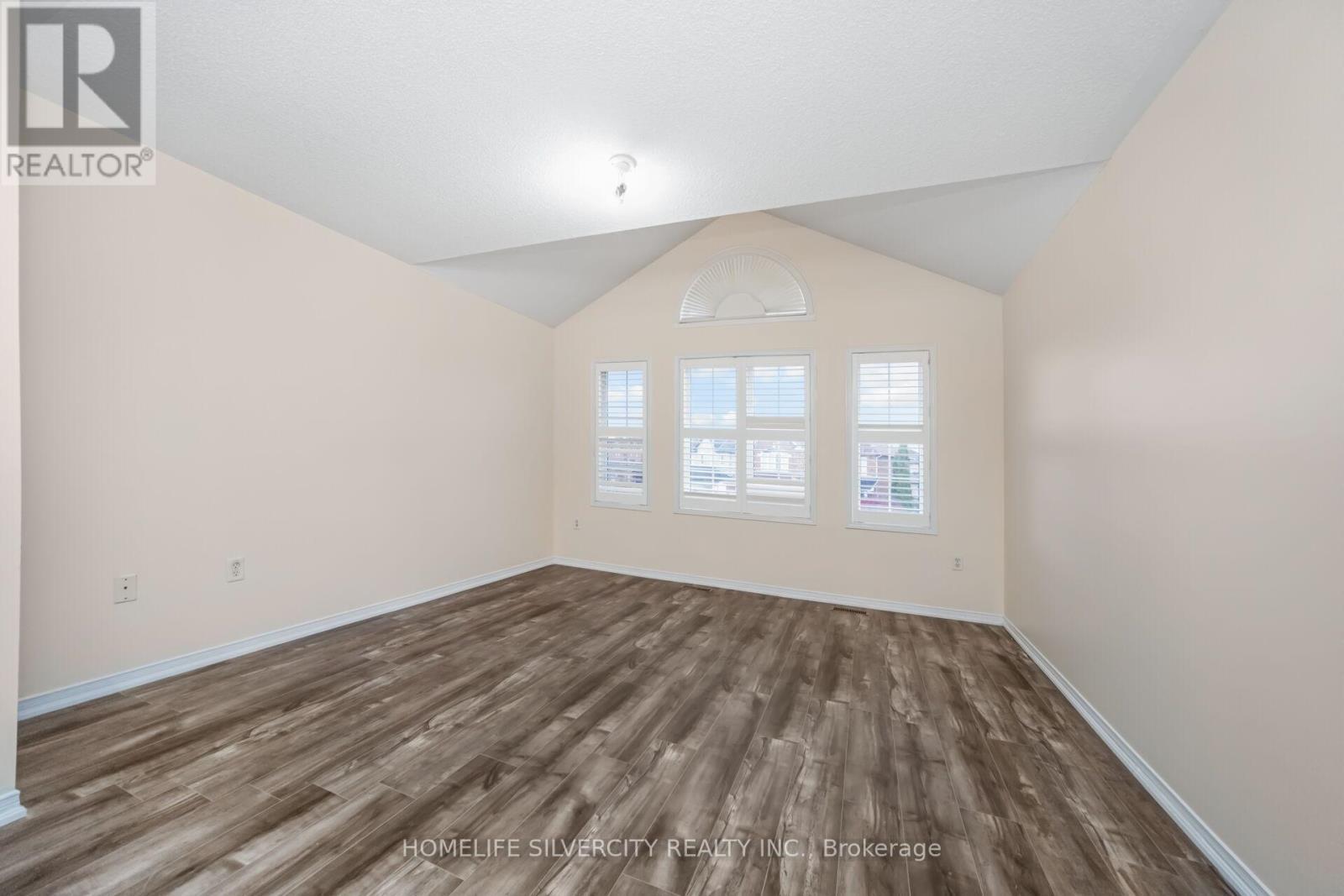 16 Coralreef Crescent, Brampton, ON - Indoor Photo Showing Other Room