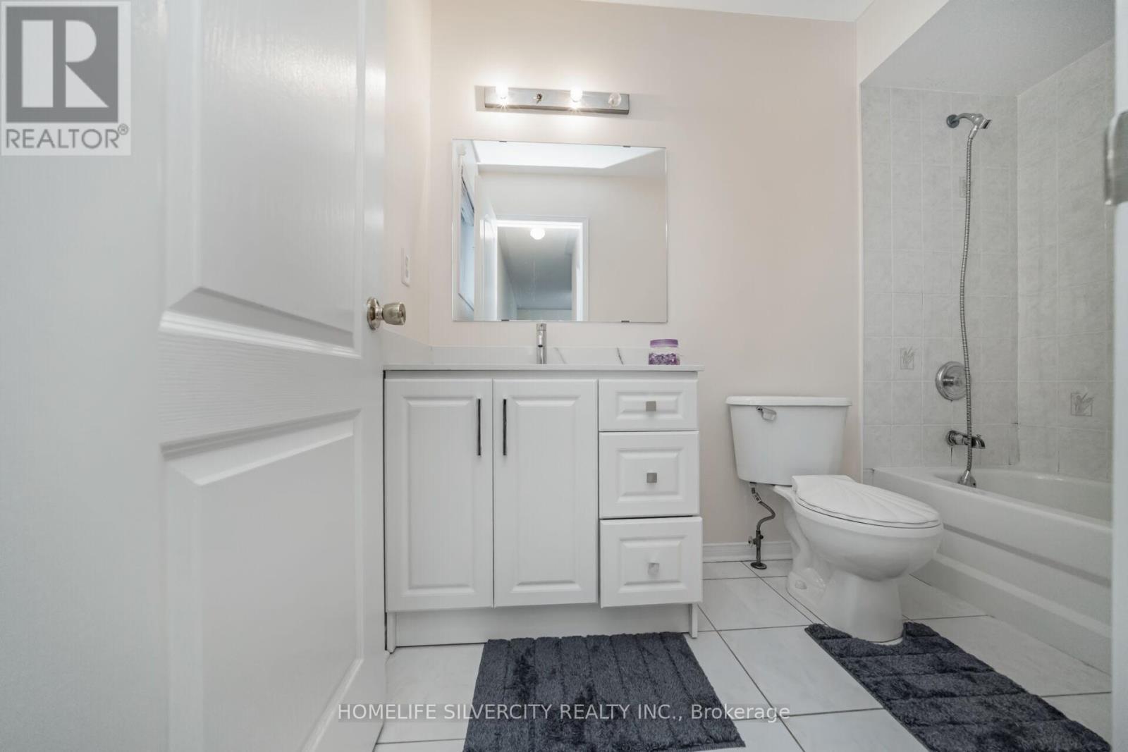 16 Coralreef Crescent, Brampton, ON - Indoor Photo Showing Bathroom
