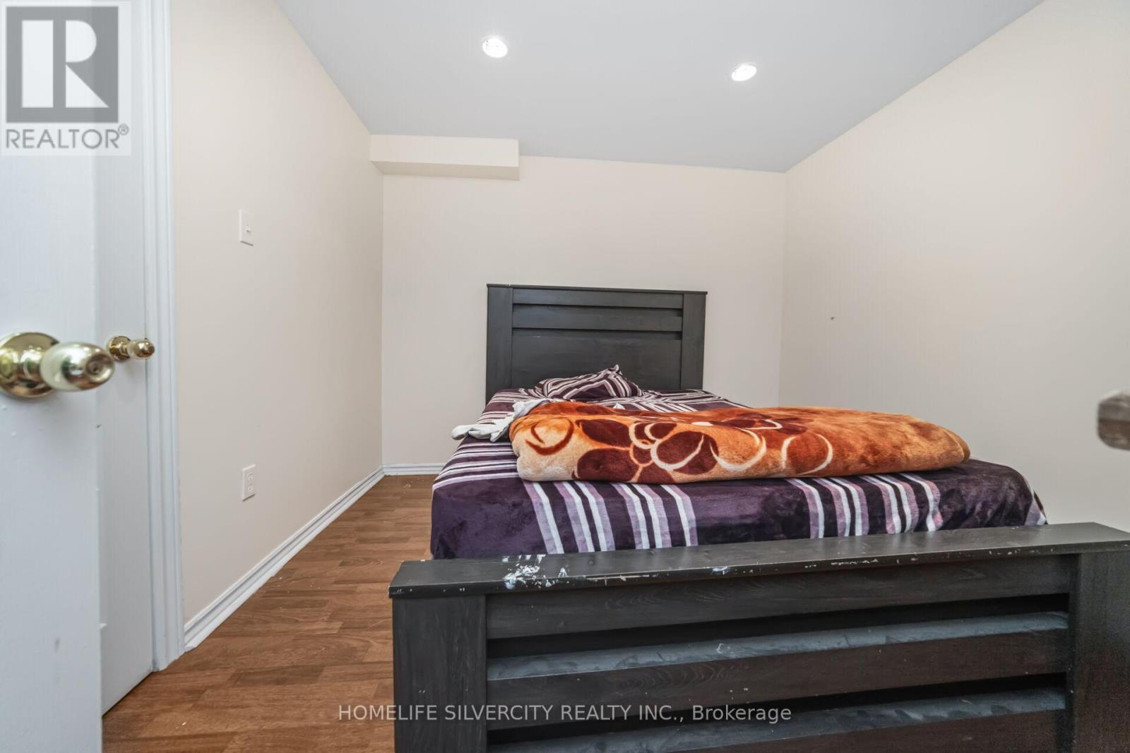 16 Coralreef Crescent, Brampton, ON - Indoor Photo Showing Bedroom