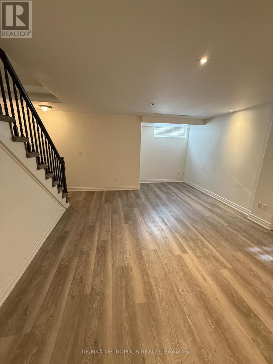 103 - 6045 Dunn Street, Niagara Falls, ON - Indoor Photo Showing Other Room