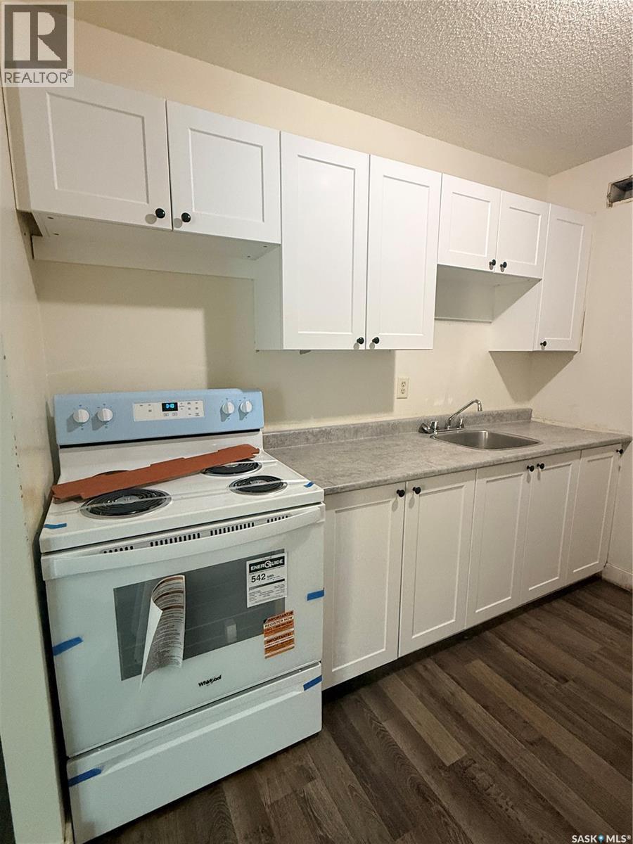 34 15 Centennial Street, Regina, SK - Indoor Photo Showing Kitchen