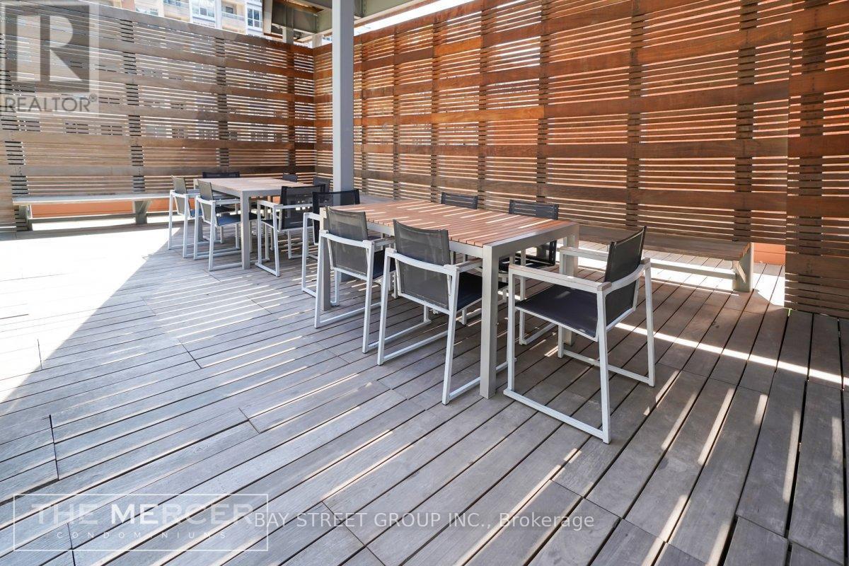 909 - 8 Mercer Street, Toronto, ON -