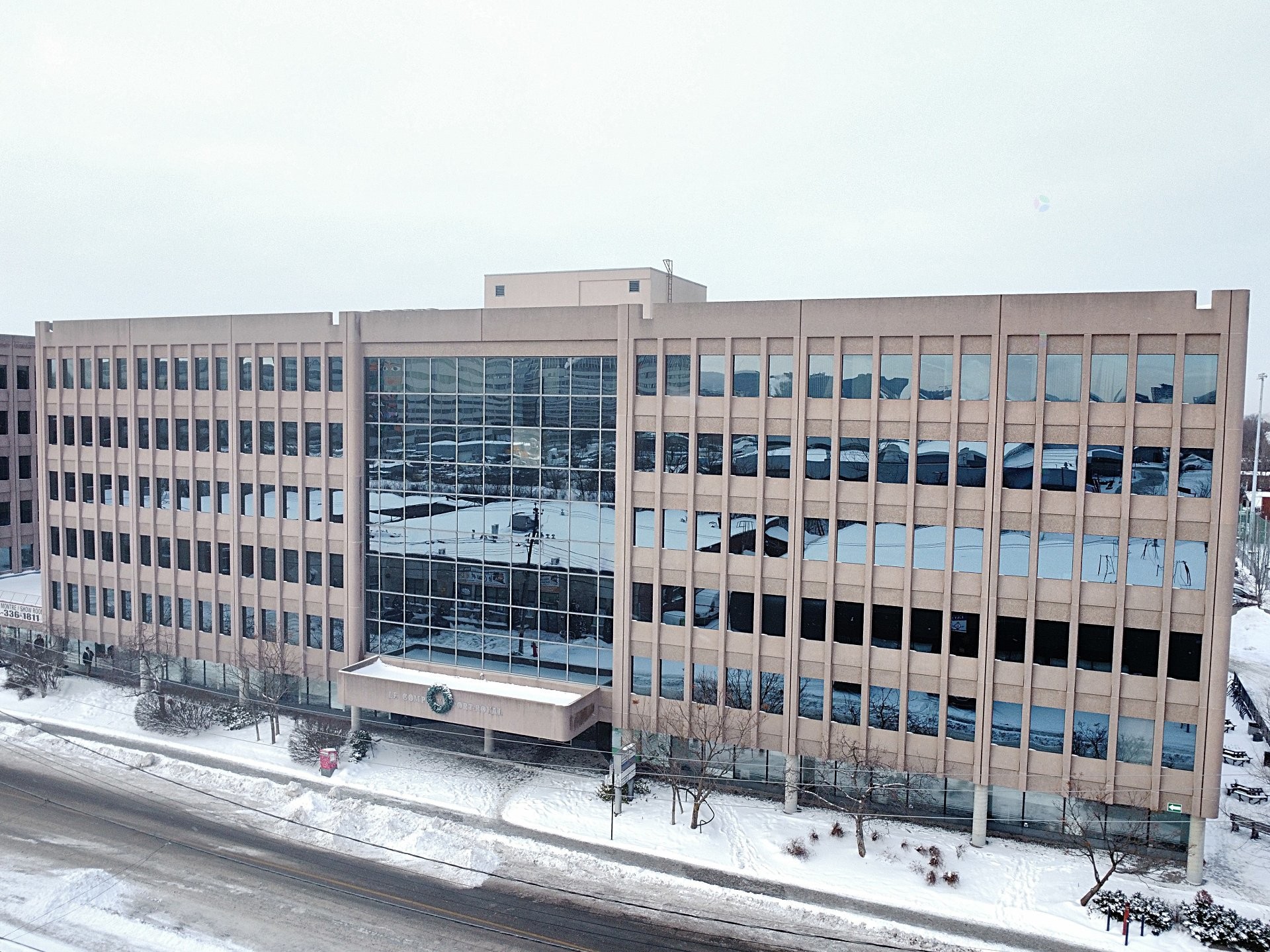 Front of Structure - 400-35 Rue De Port-Royal E., Montréal (Ahuntsic-Cartierville), QC -