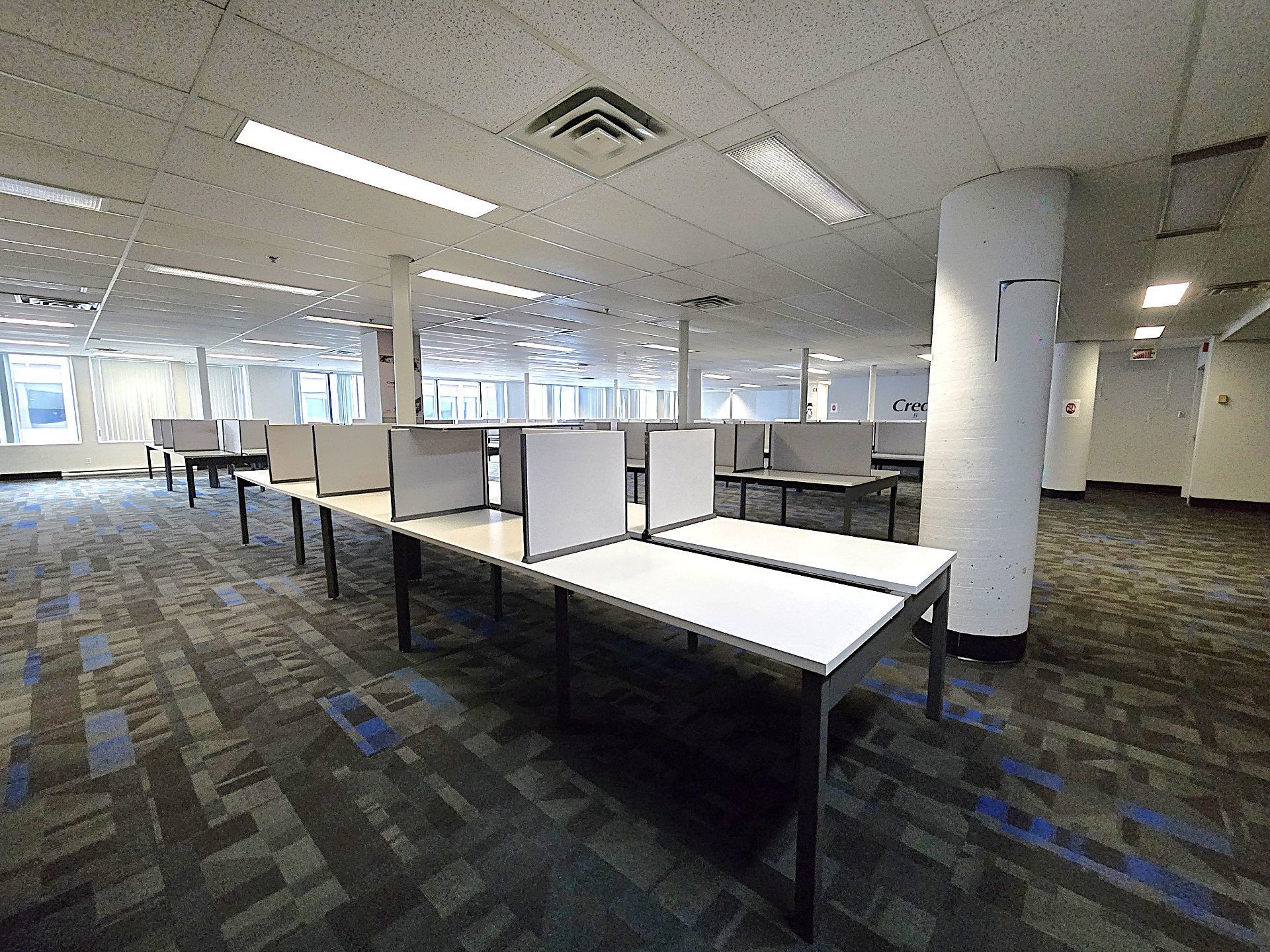 Office - 400-35 Rue De Port-Royal E., Montréal (Ahuntsic-Cartierville), QC - Indoor Photo Showing Other Room