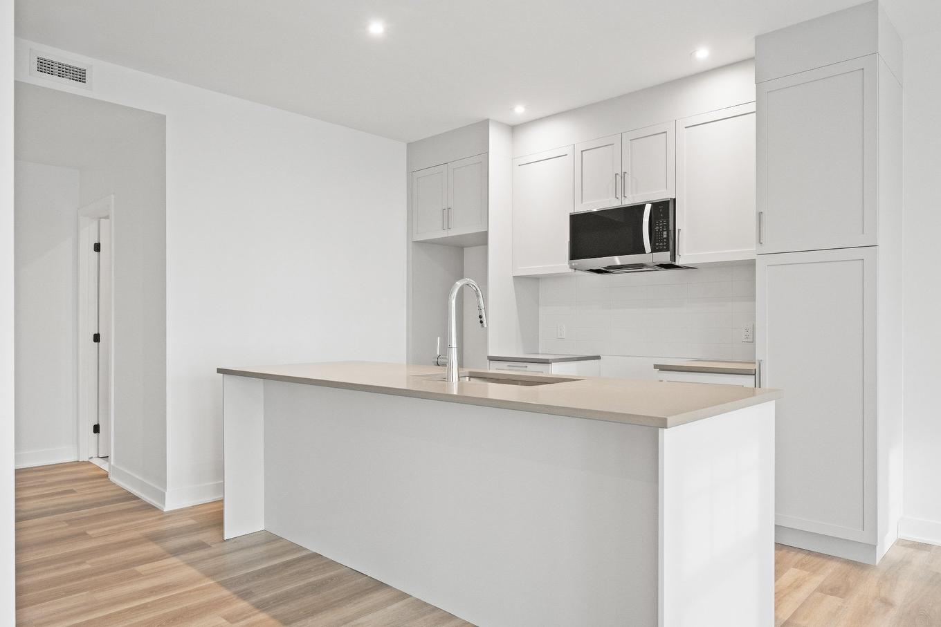 Kitchen - 10-280 Rue Du Mont-Plaisant, Mont-Tremblant, QC - Indoor