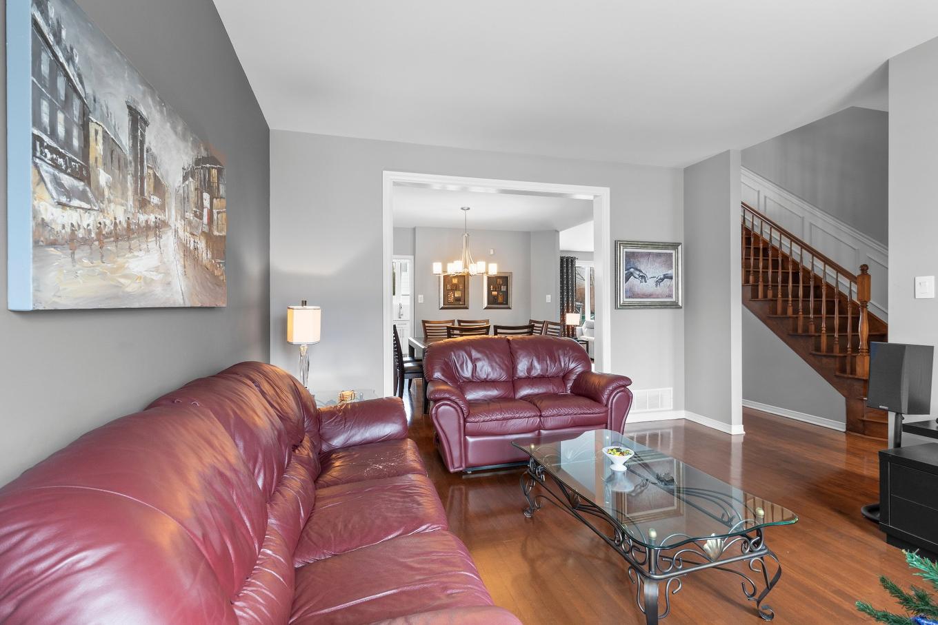 Living room - 907 Rue Henri-Massé, Longueuil (Saint-Hubert), QC - Indoor Photo Showing Living Room
