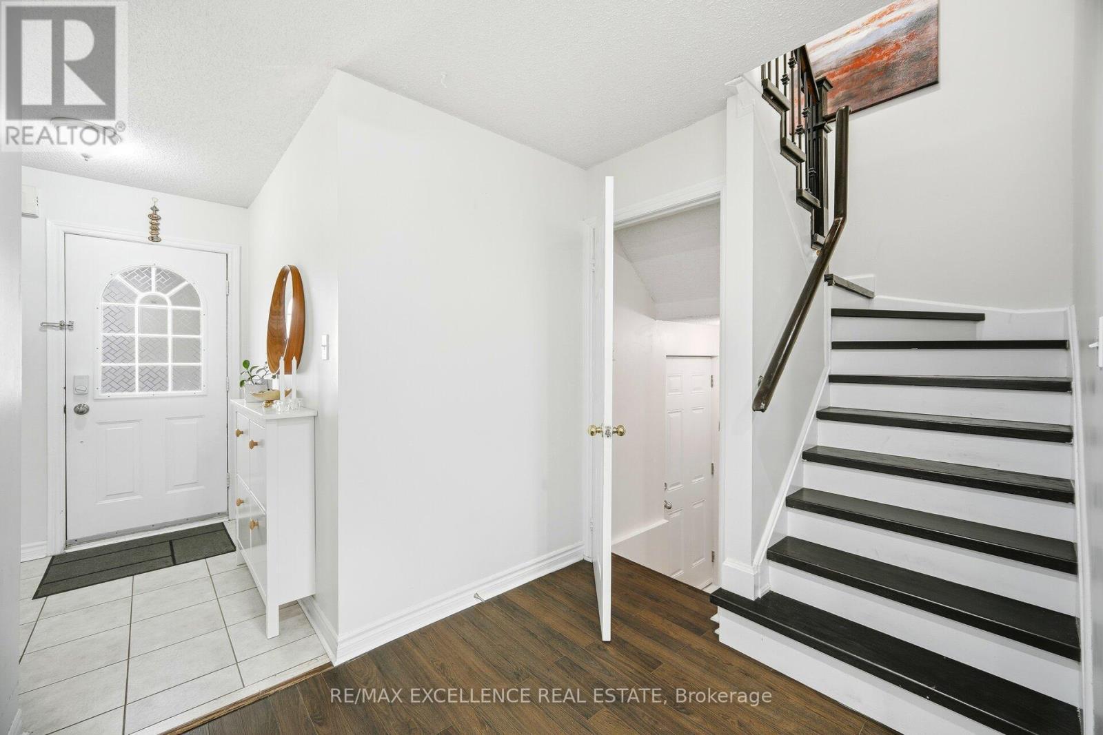 38 Coppermill Drive, Brampton, ON - Indoor Photo Showing Other Room