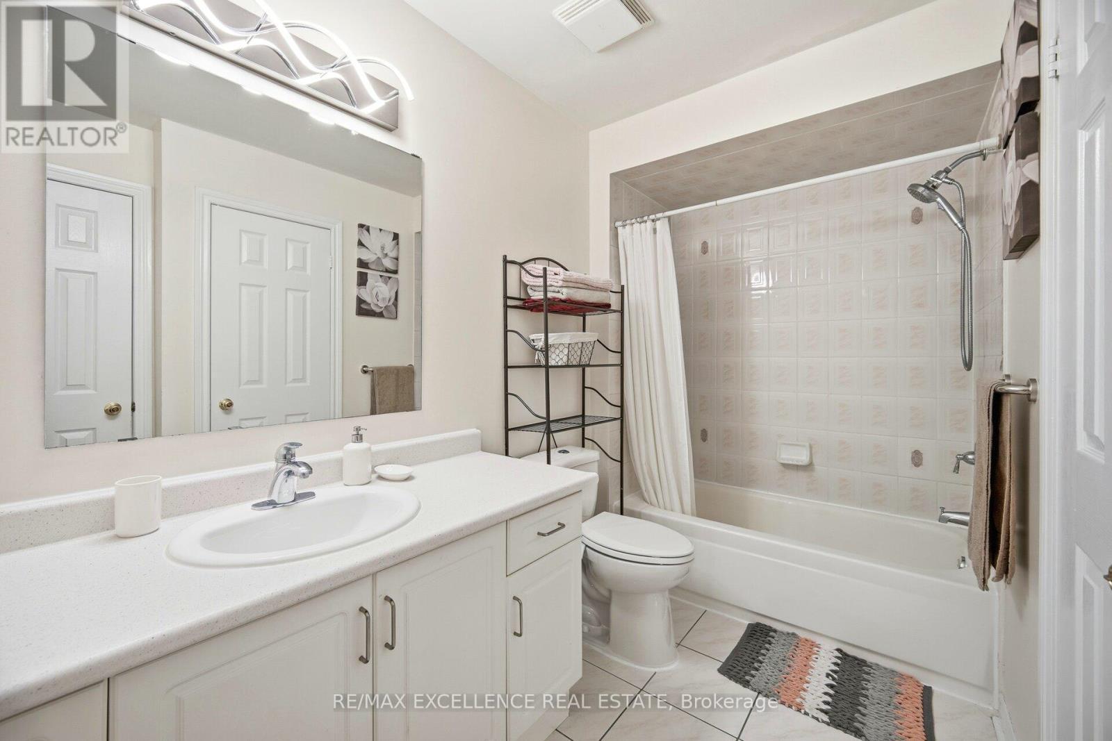 38 Coppermill Drive, Brampton, ON - Indoor Photo Showing Bathroom