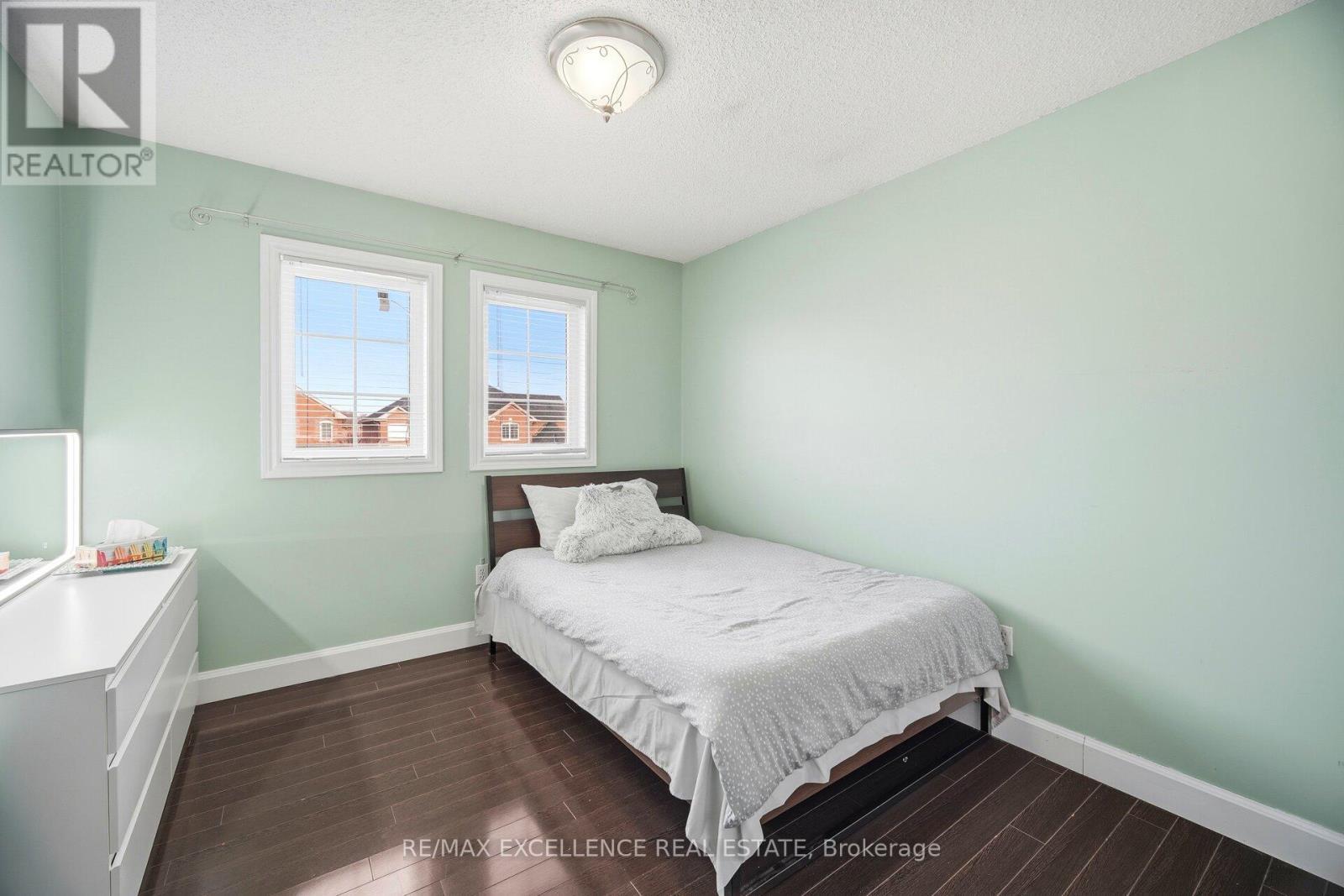 38 Coppermill Drive, Brampton, ON - Indoor Photo Showing Bedroom