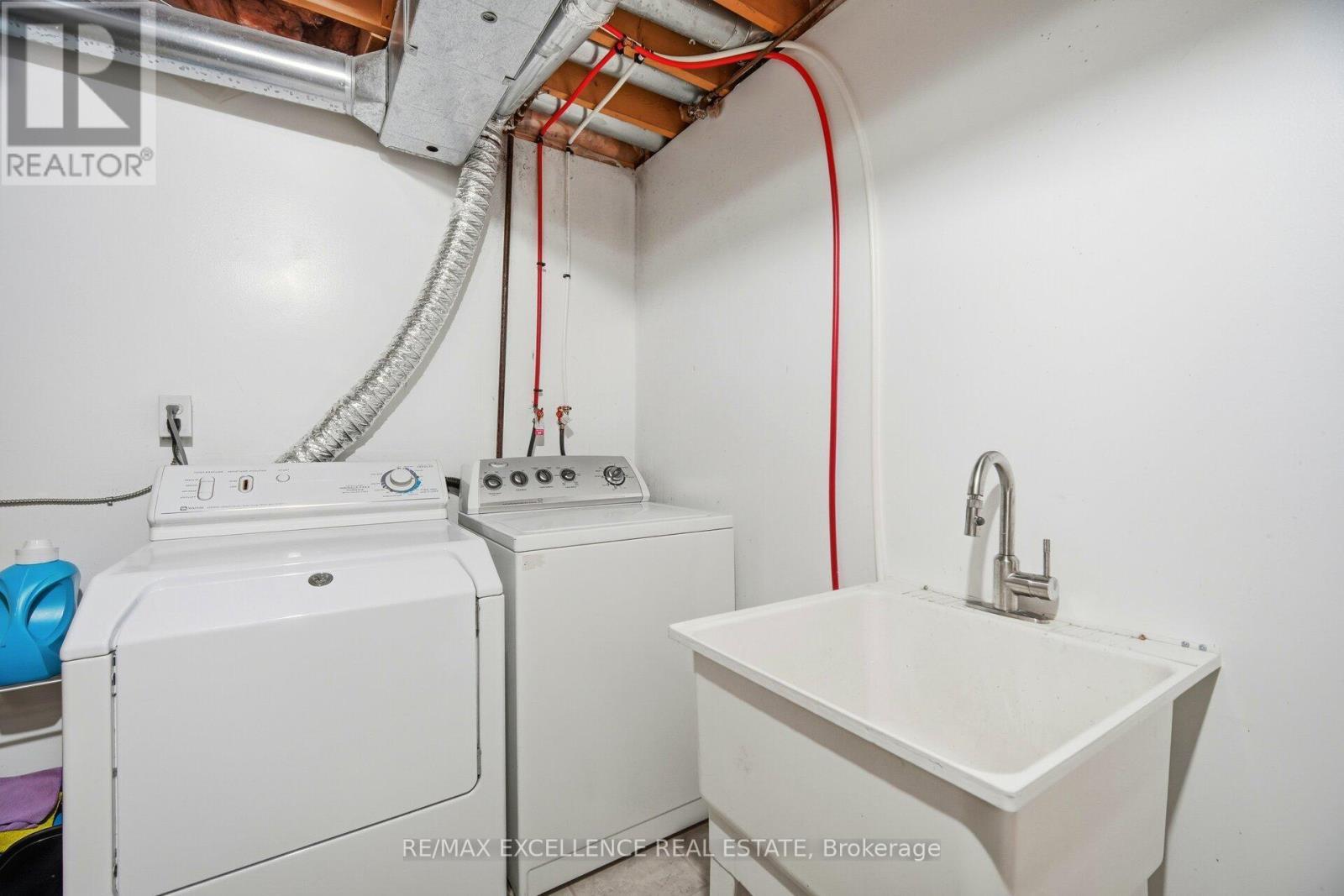 38 Coppermill Drive, Brampton, ON - Indoor Photo Showing Laundry Room