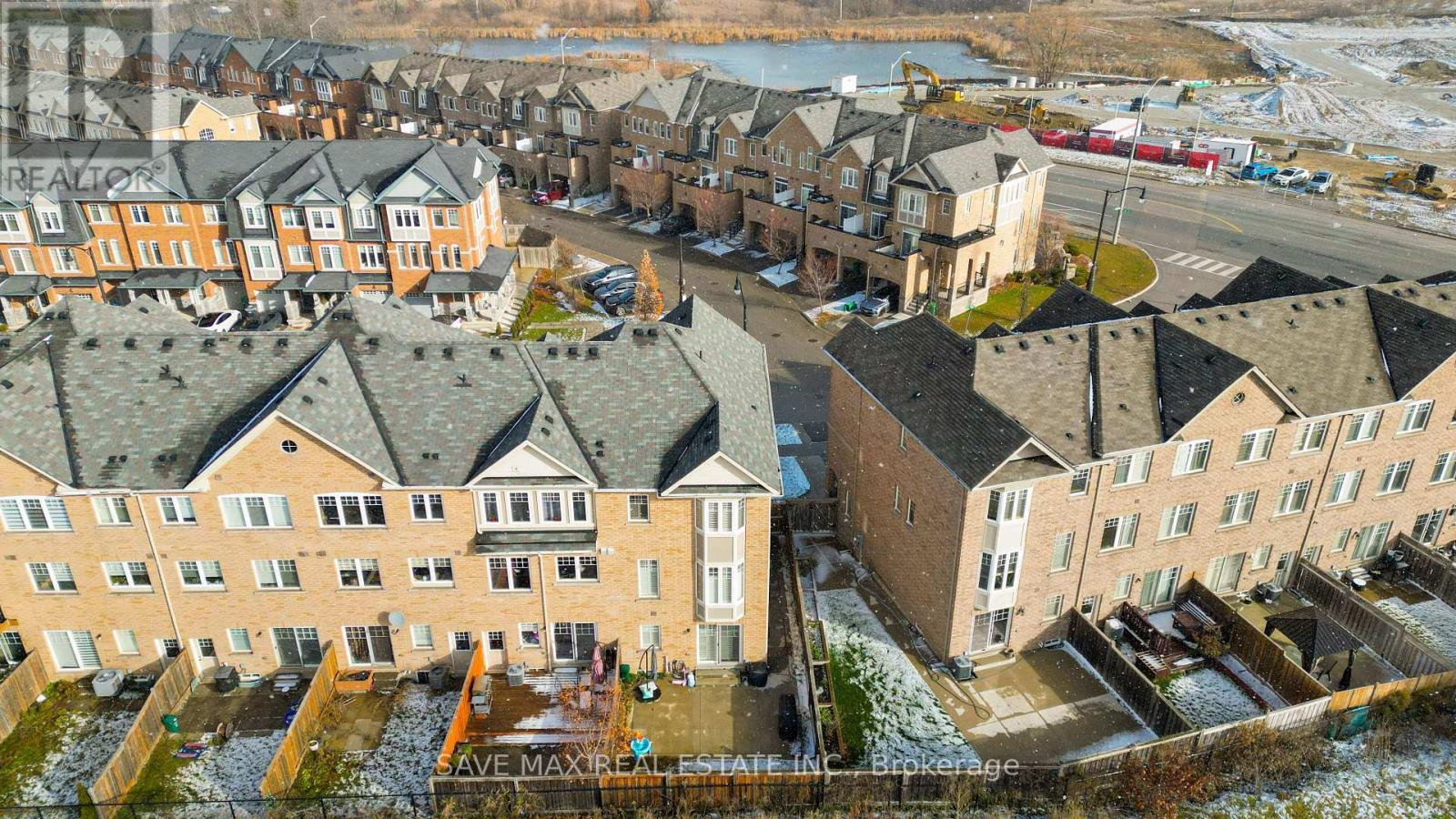 18 New Pines Trail, Brampton, ON - Outdoor With Facade