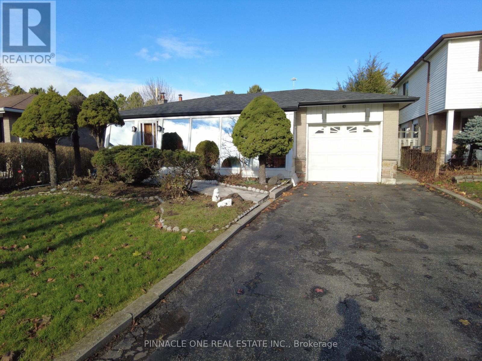 76 Sealstone Terrace, Toronto, ON - Outdoor