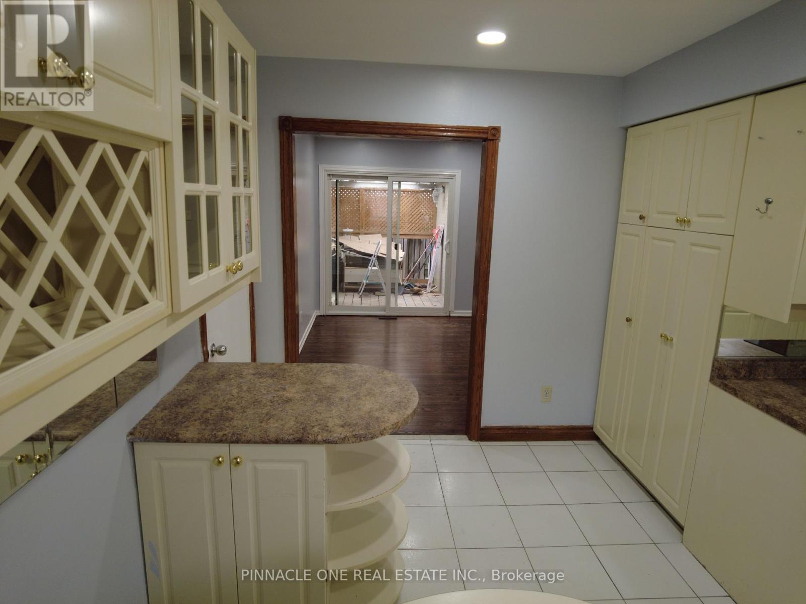 76 Sealstone Terrace, Toronto, ON - Indoor Photo Showing Other Room