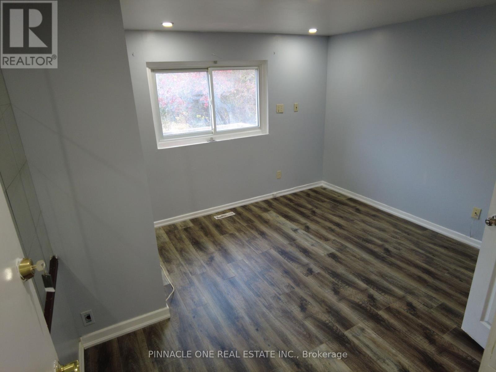 76 Sealstone Terrace, Toronto, ON - Indoor Photo Showing Other Room