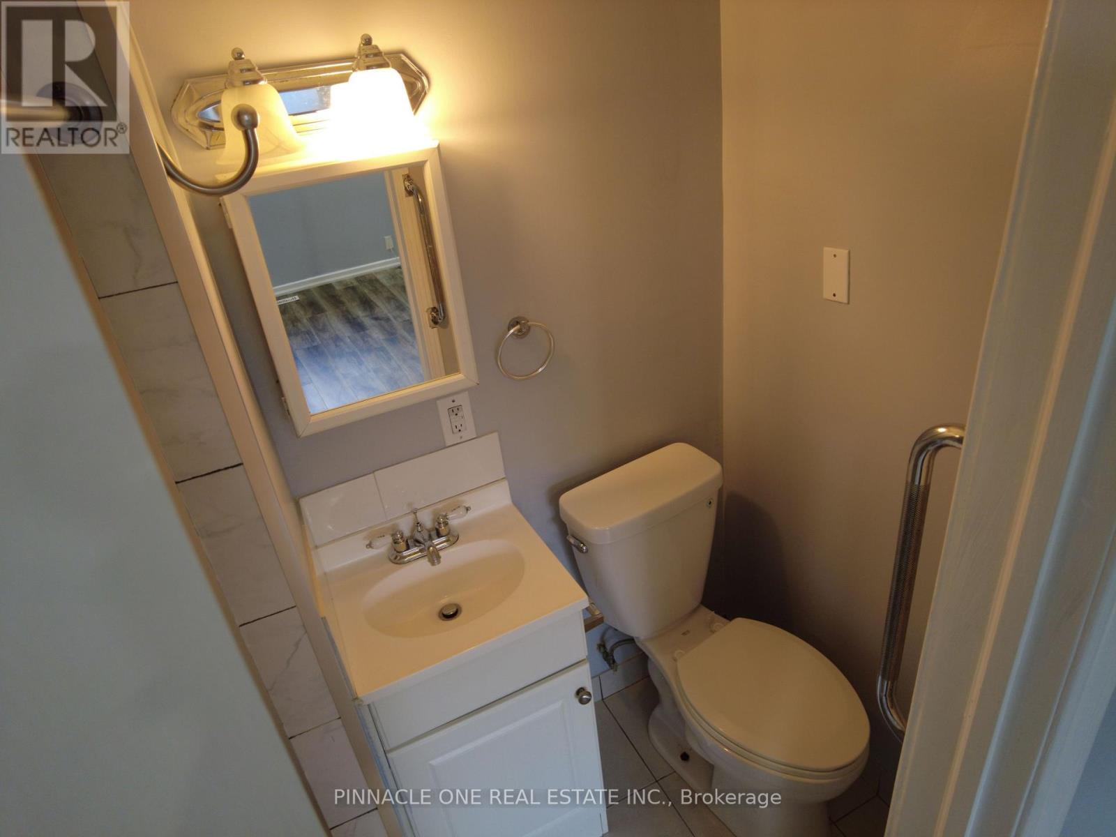 76 Sealstone Terrace, Toronto, ON - Indoor Photo Showing Bathroom