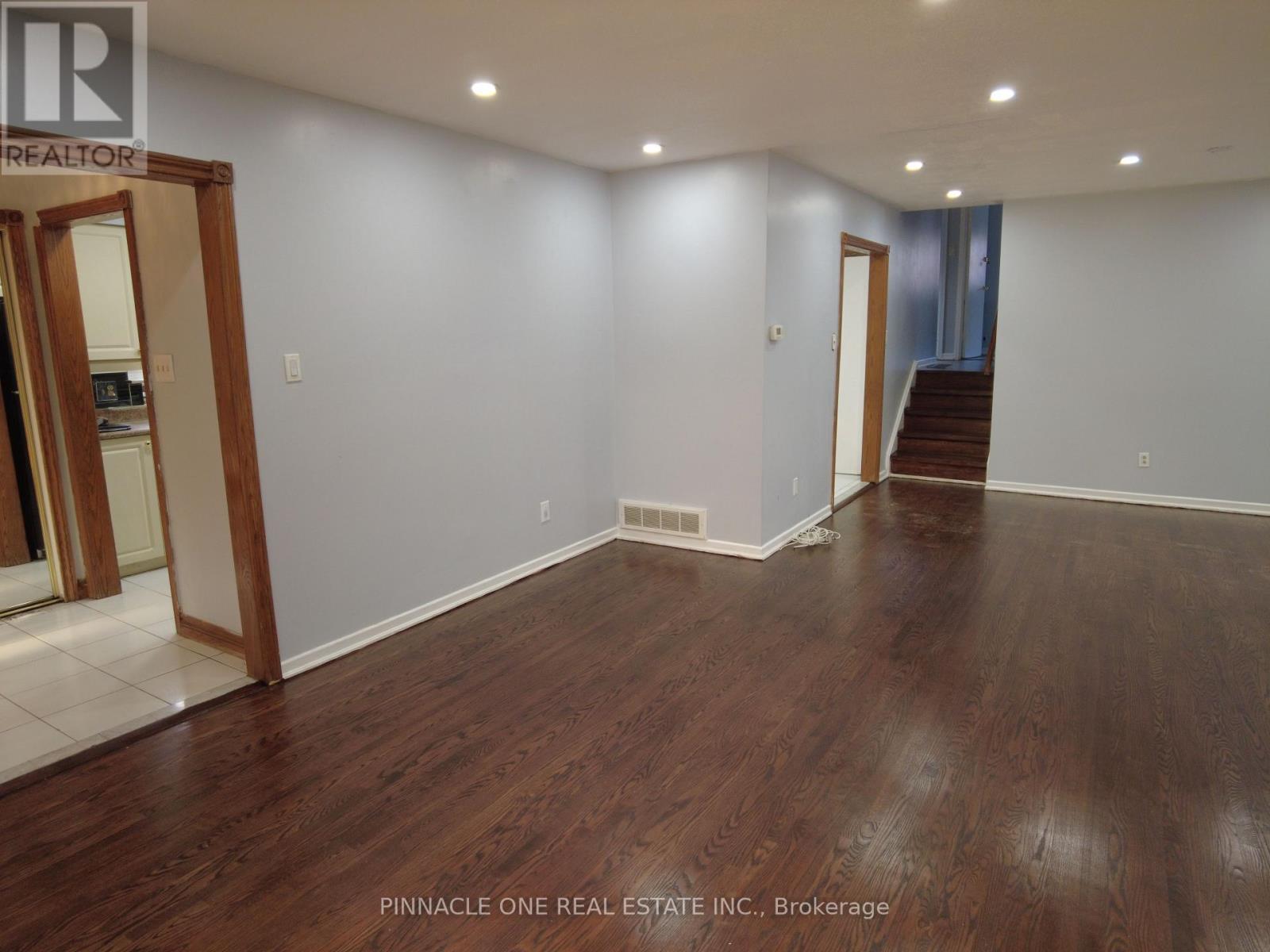 76 Sealstone Terrace, Toronto, ON - Indoor Photo Showing Other Room