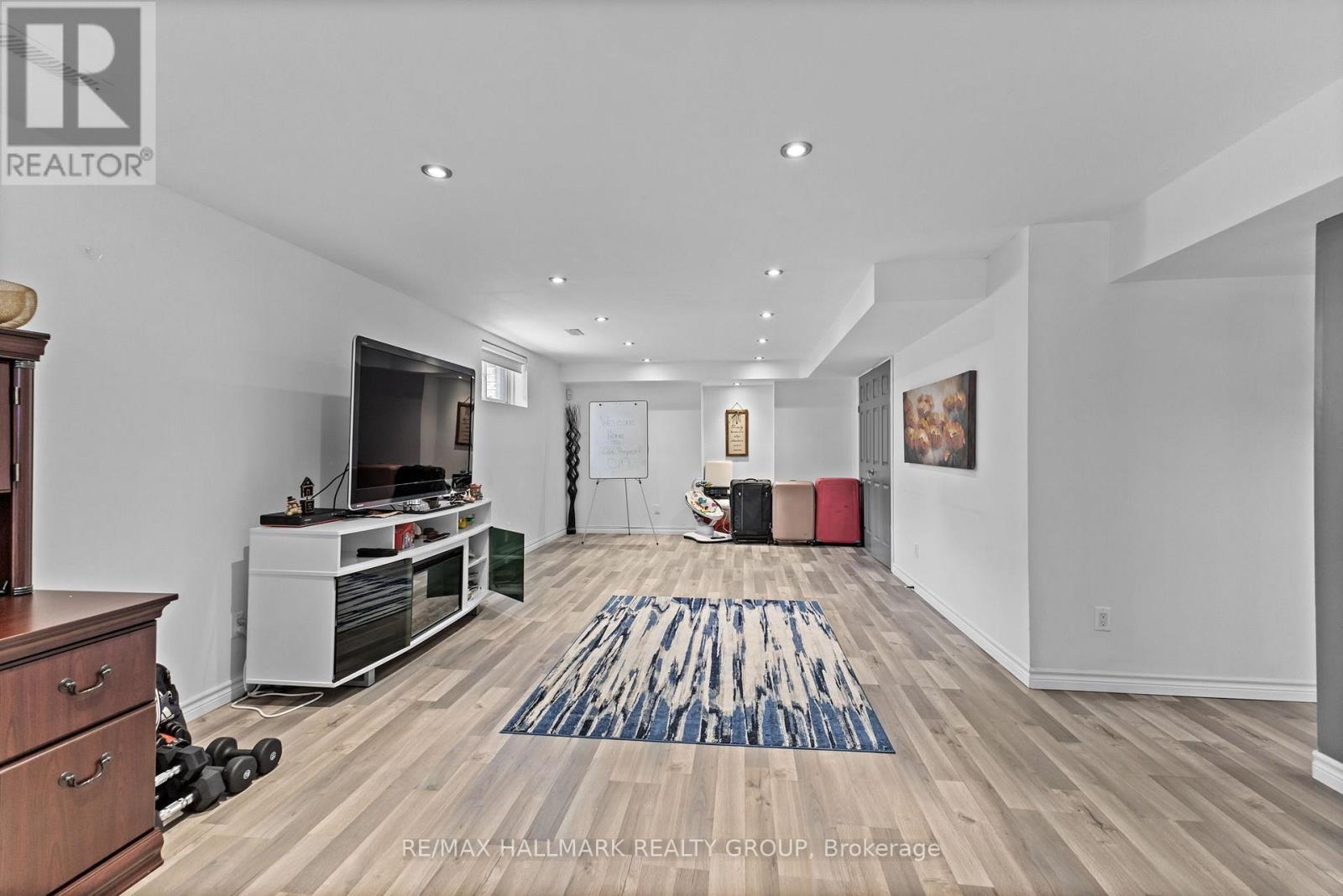 2266 Prospect Avenue, Ottawa, ON - Indoor Photo Showing Other Room