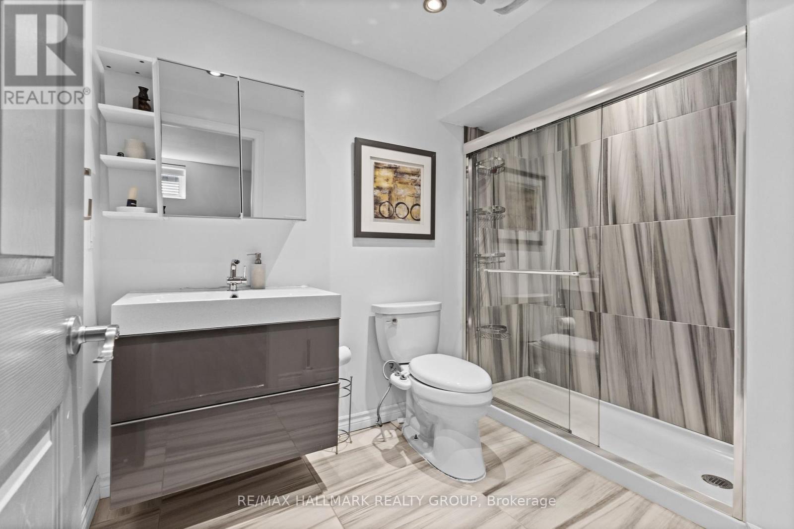 Full bathroom on lower level - 2266 Prospect Avenue, Ottawa, ON - Indoor Photo Showing Bathroom