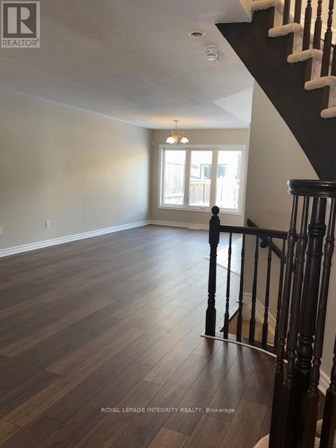 Living room - 29 Fallengale Crescent W, Ottawa, ON - Indoor Photo Showing Other Room