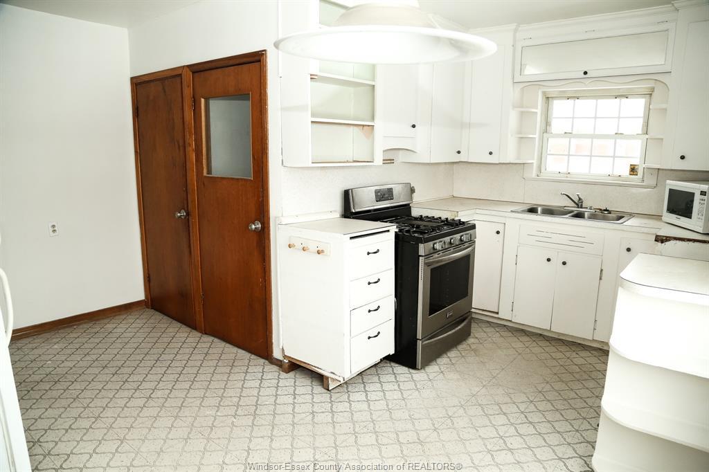 680 Prince, Windsor, ON