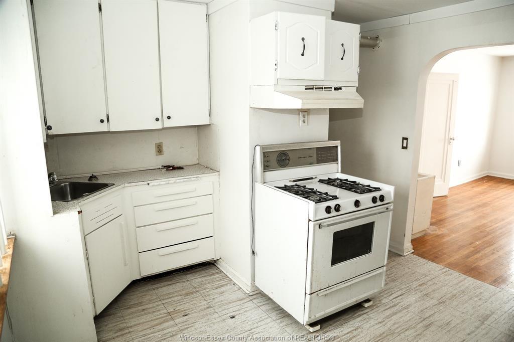 680 Prince, Windsor, ON