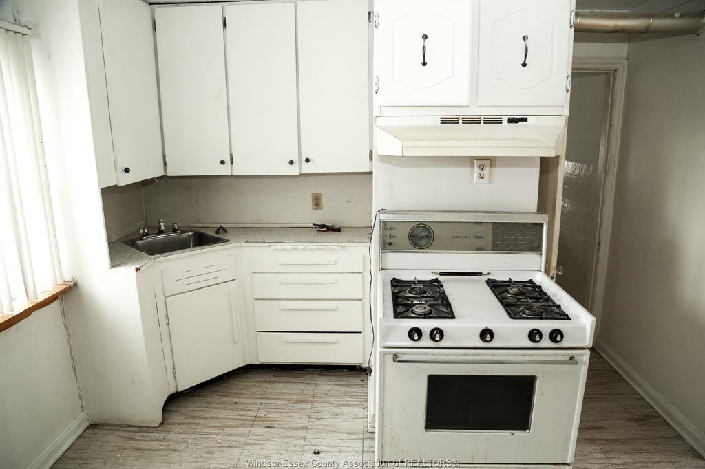 680 Prince, Windsor, ON