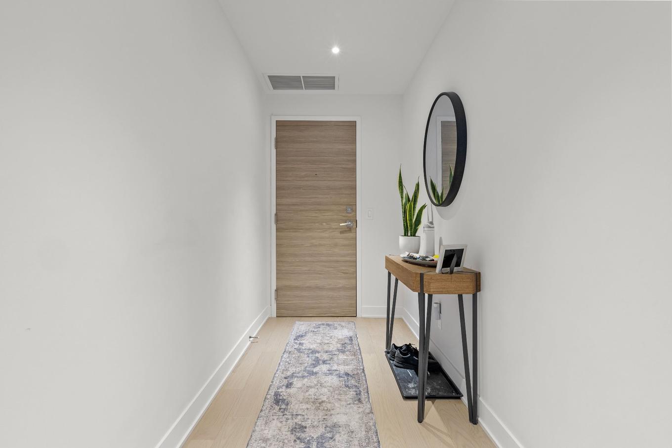 Hall d'entrée/Vestibule - 420B-1400 Rue Ottawa, Montréal (Le Sud-Ouest), QC - Indoor Photo Showing Other Room