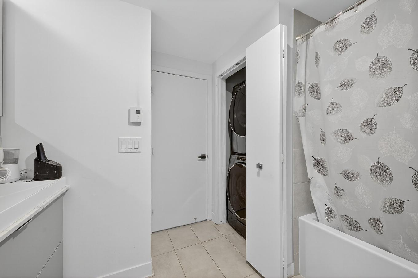 Bathroom - 1415-1375 Rue Des Bassins, Montréal (Le Sud-Ouest), QC - Indoor