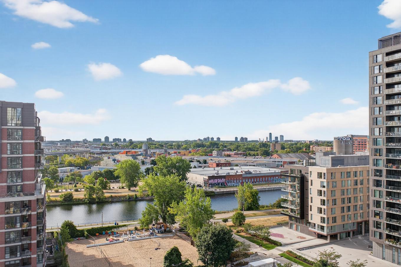 View - 1415-1375 Rue Des Bassins, Montréal (Le Sud-Ouest), QC - Outdoor With View