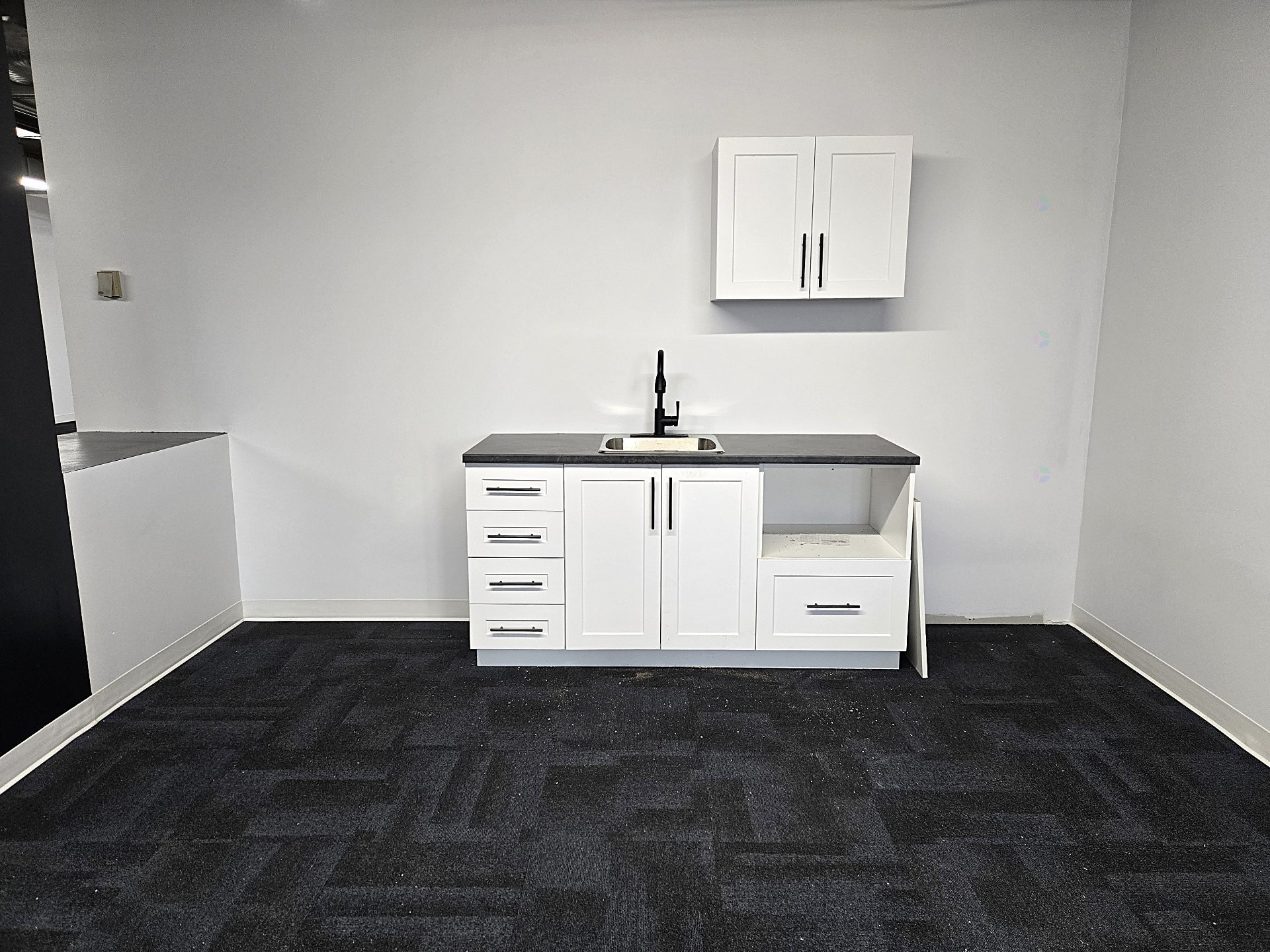 Kitchen - 100-35 Rue De Port-Royal E., Montréal (Ahuntsic-Cartierville), QC - Indoor Photo Showing Other Room